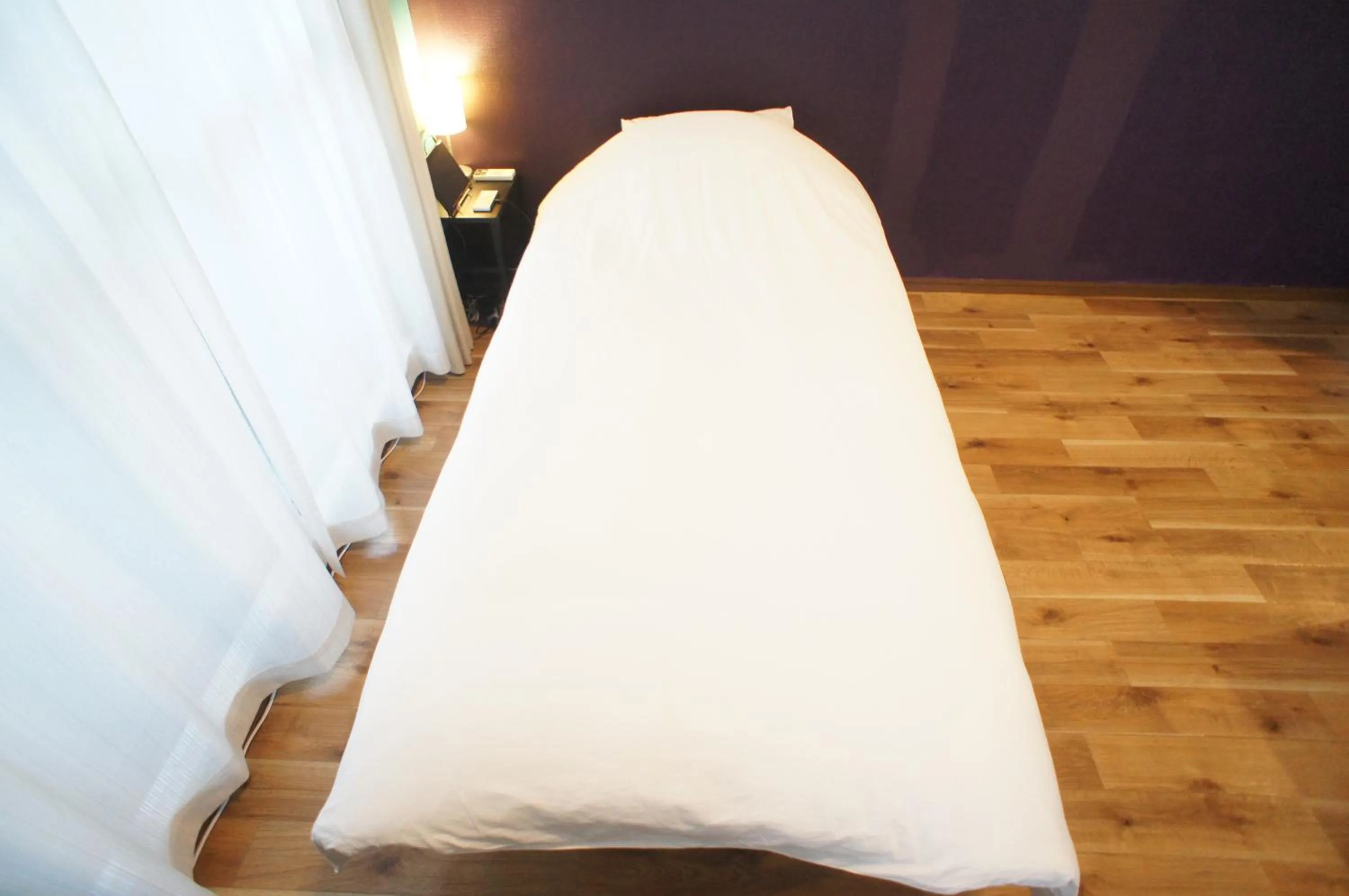 Bed in Plusone Nishikoen