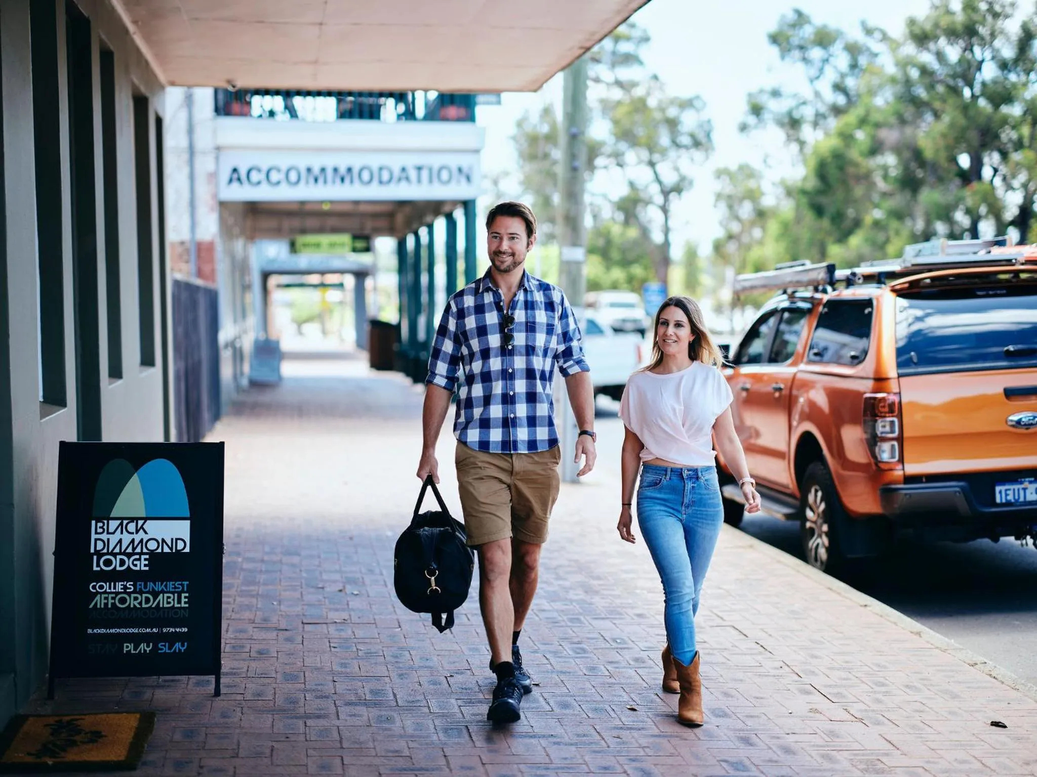 Facade/entrance in Black Diamond Lodge