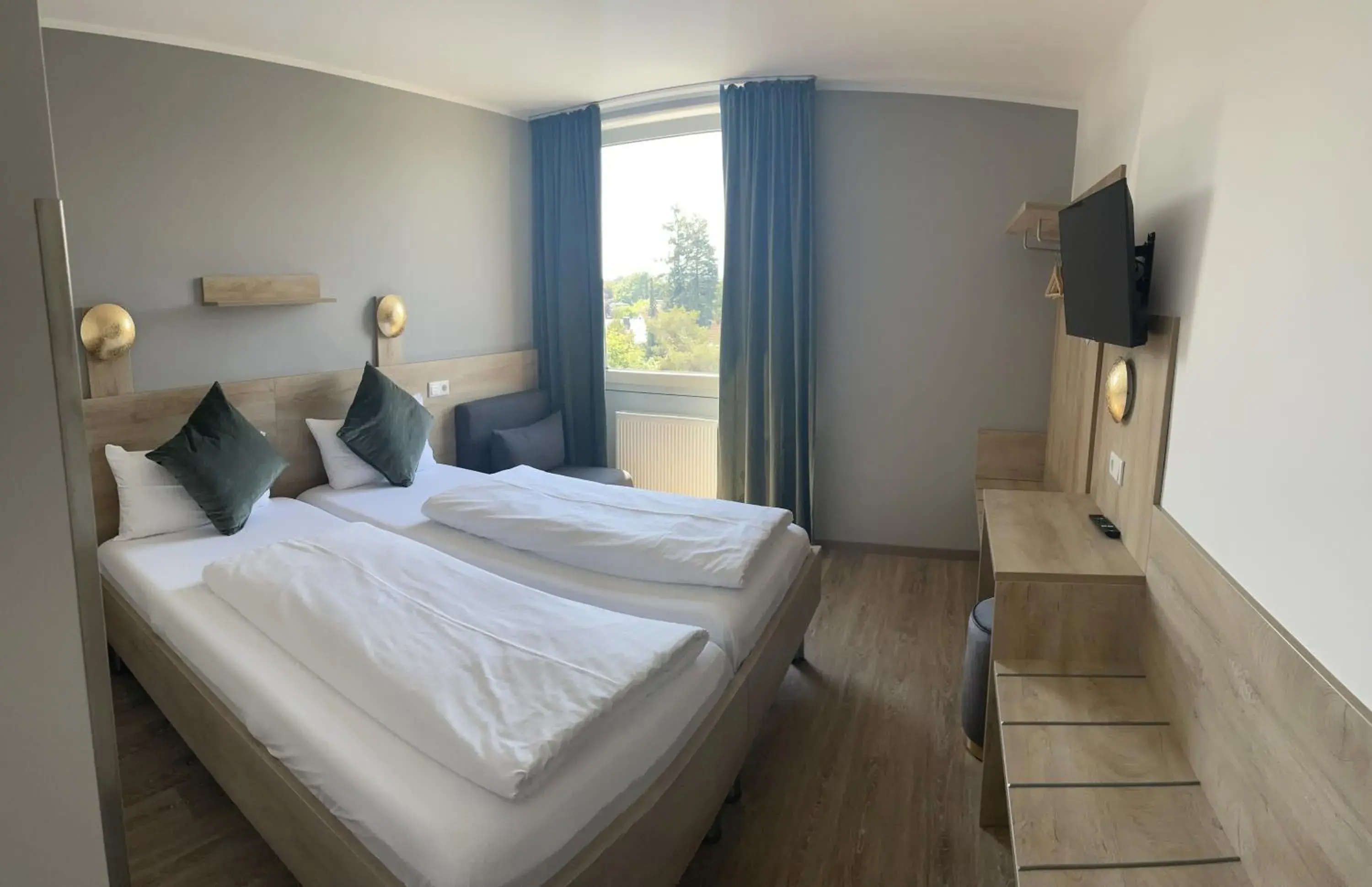 Photo of the whole room, Bed in Hotel Imperial Photo of the whole room, Bed in Hotel Imperial