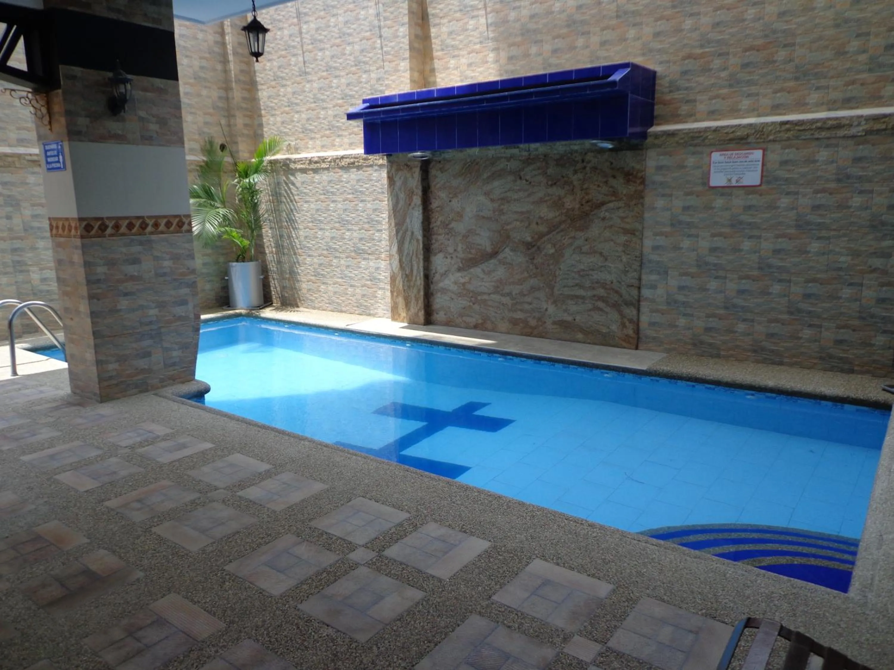 Pool view in Apart Hotel Hamilton