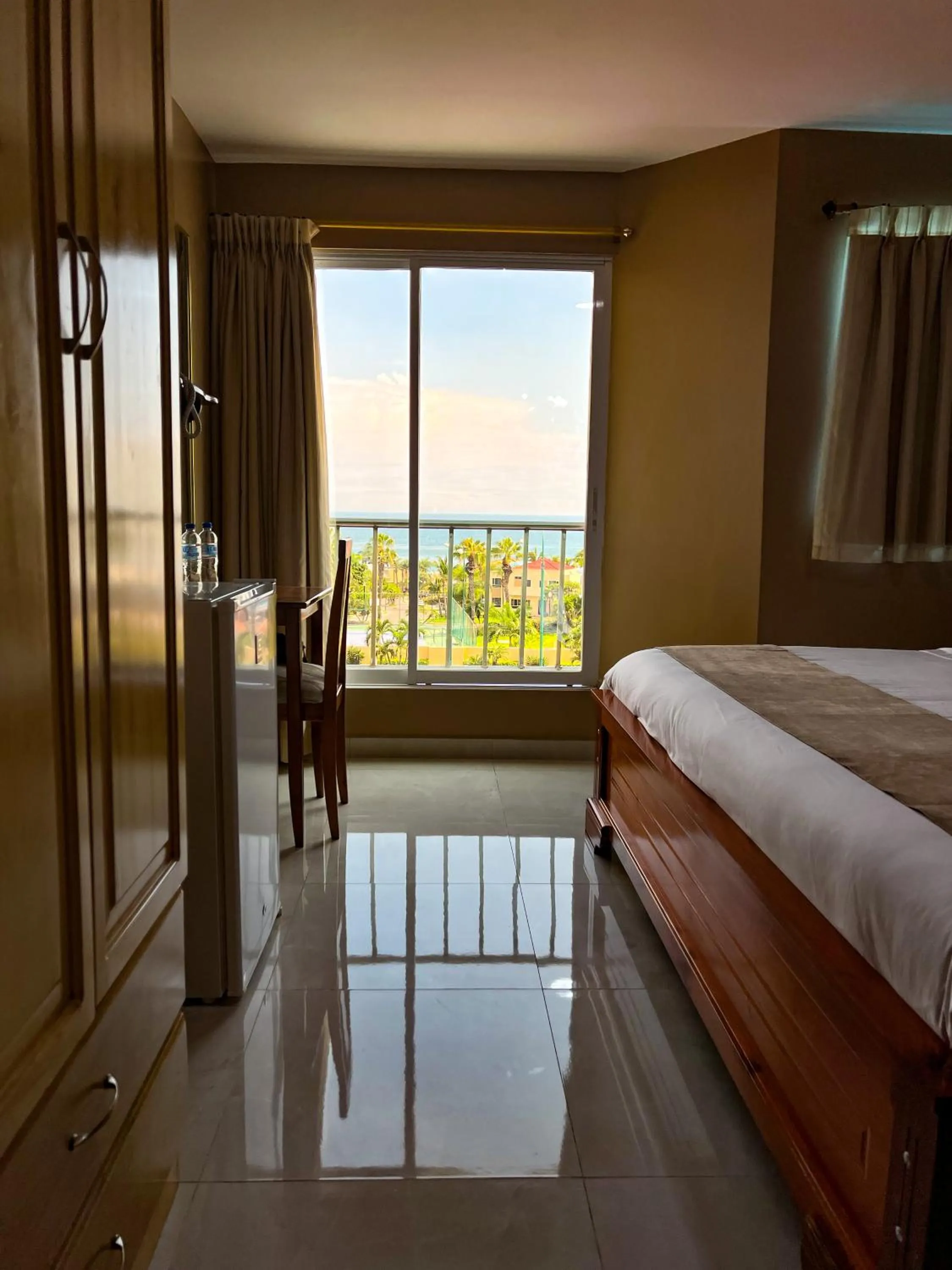 City view, Bed in Apart Hotel Hamilton