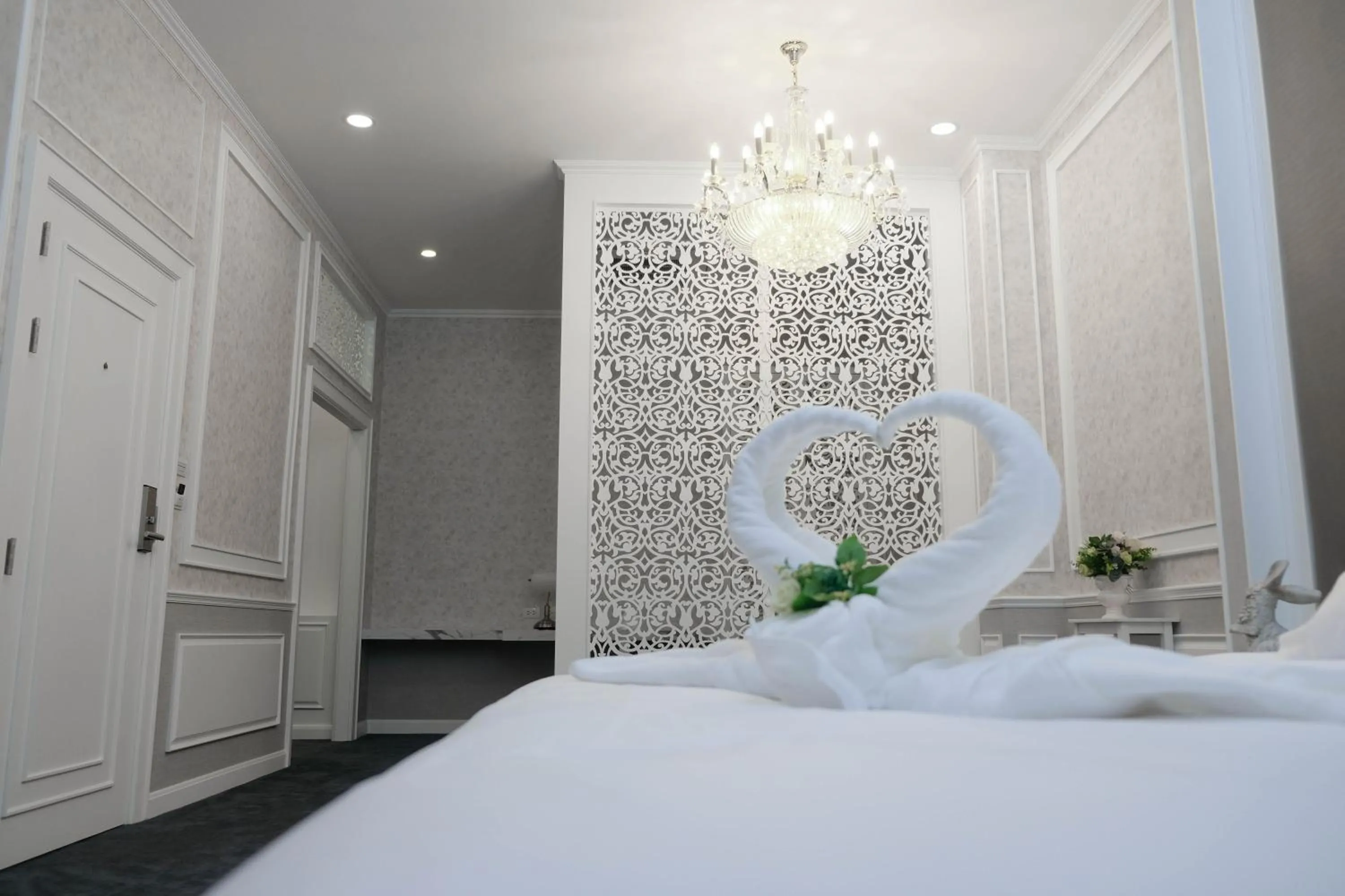 Bedroom, Bed in VARIMANTRA HOTEL