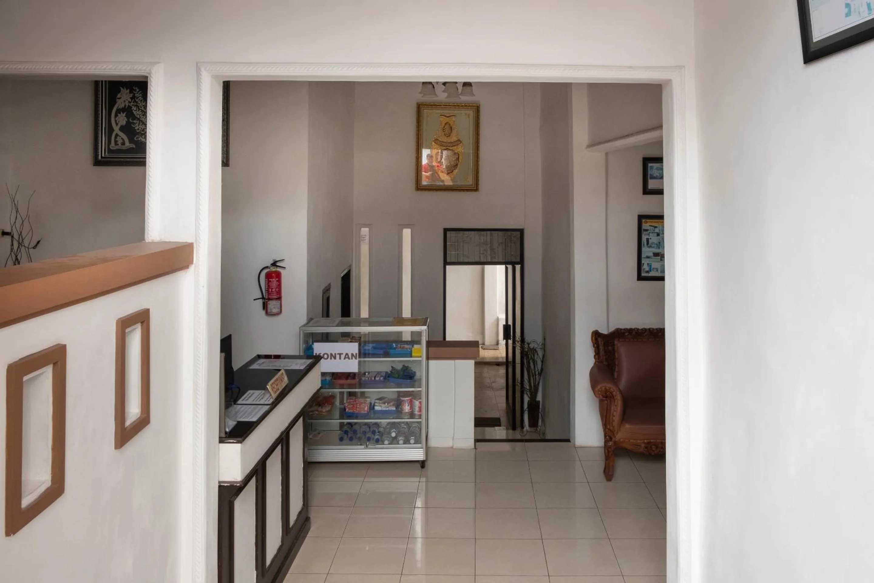 Lobby or reception in Hotel O Lumungga Residence Syariah