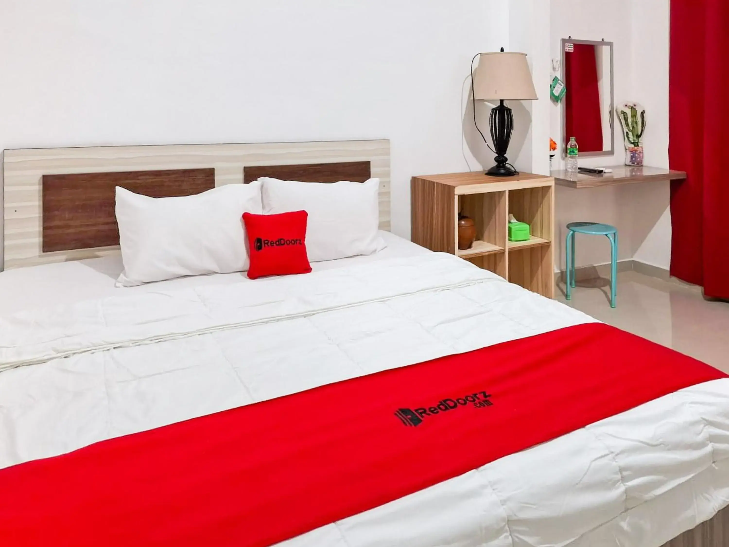 Bedroom, Bed in RedDoorz Syariah near Tanjung Pinang City Center Bedroom, Bed in RedDoorz Syariah near Tanjung Pinang City Center