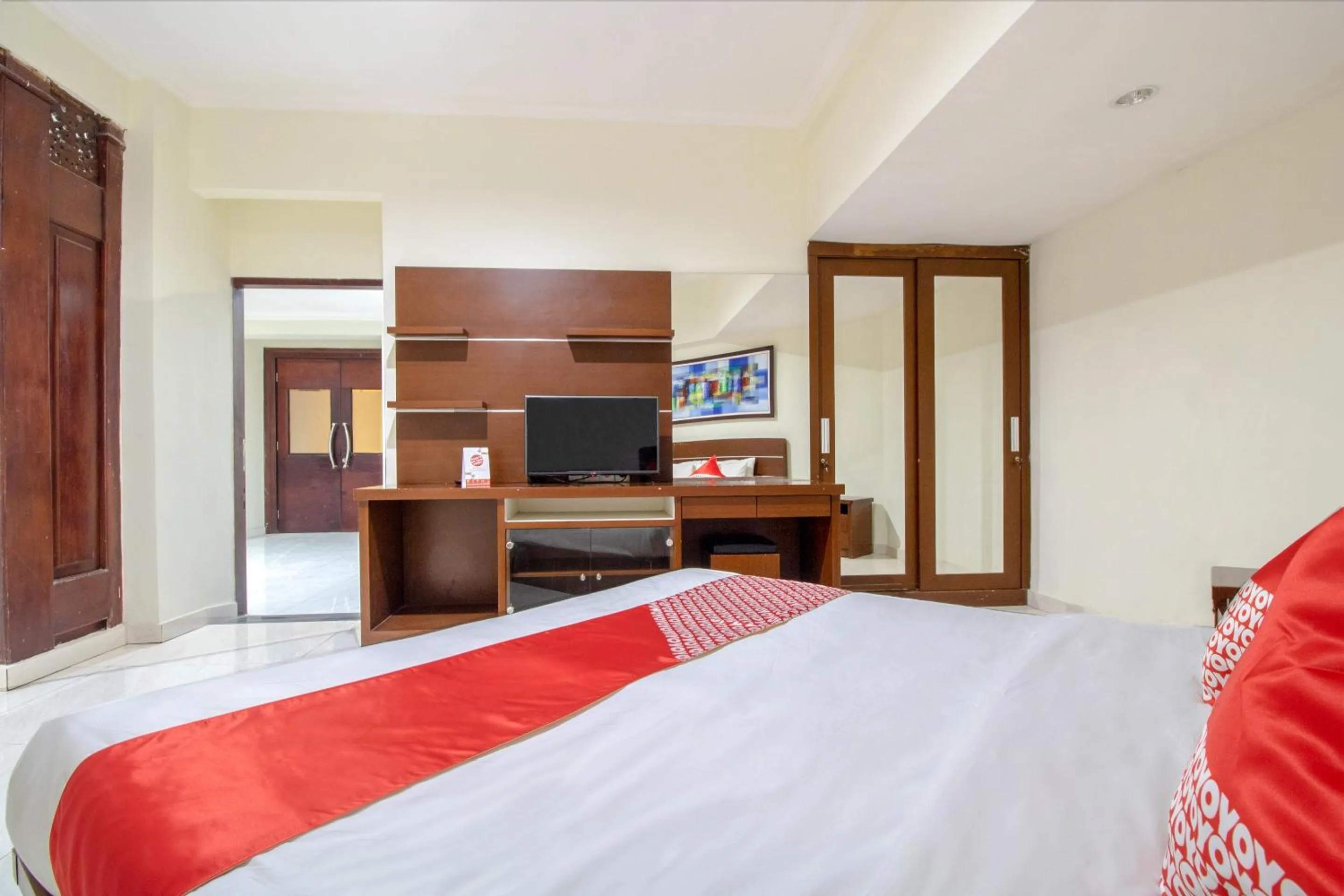 Bedroom, Bed in Flagship 2688 Guntur Hotel