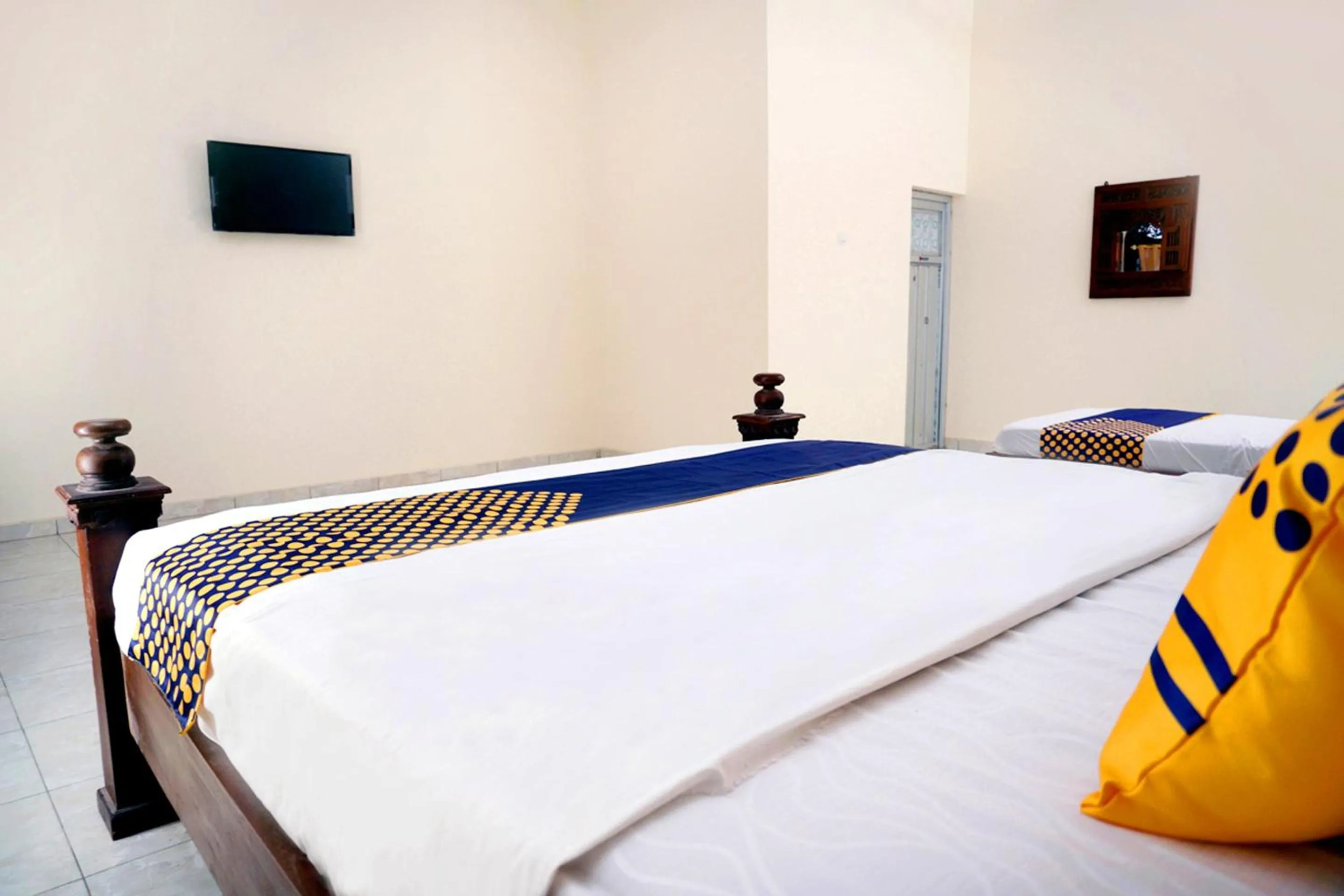 Bedroom, Bed in SPOT ON 2629 Duta Karimun