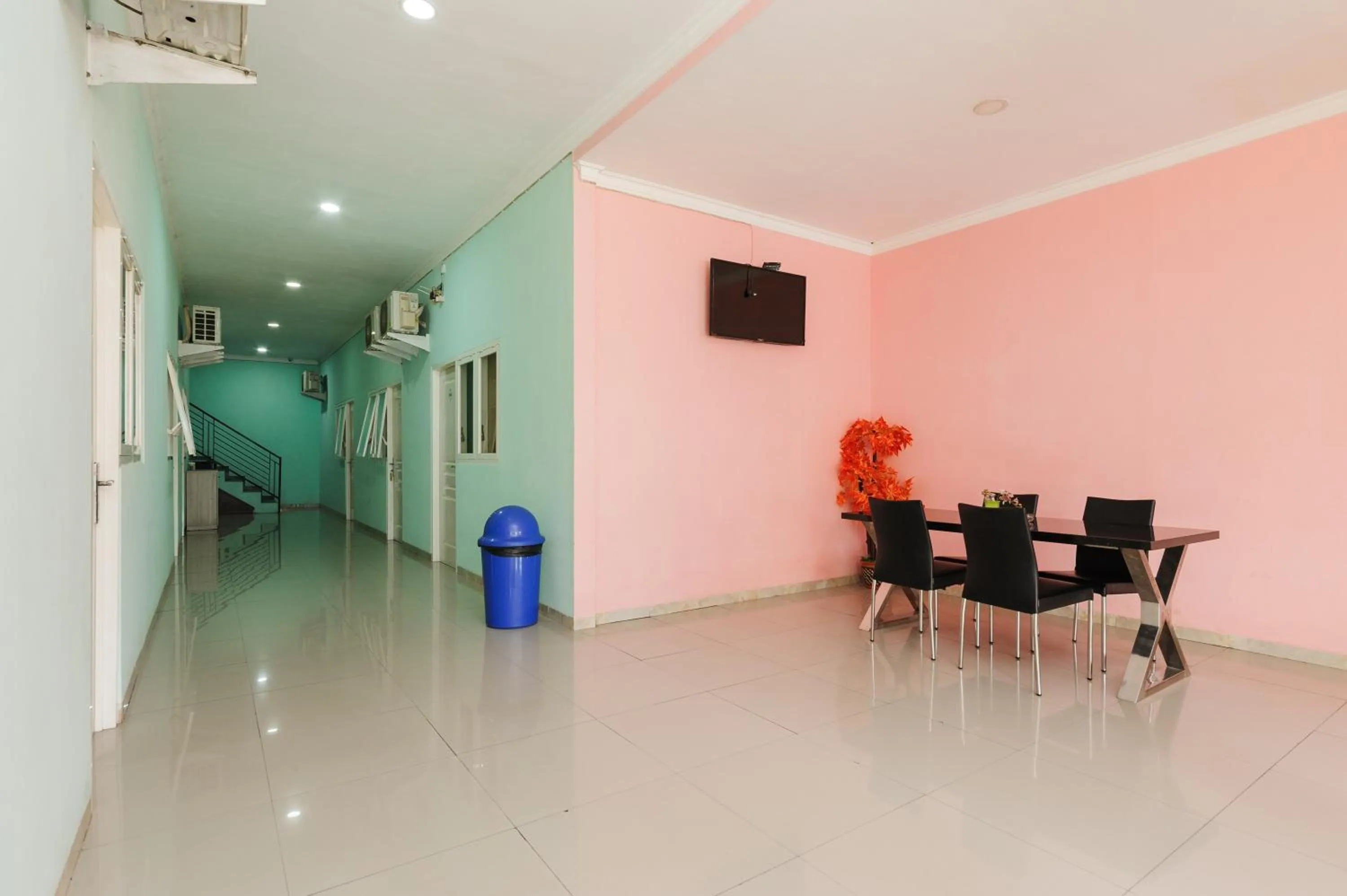 Property building in Reddoorz near Universitas Widyagama Malang 2
