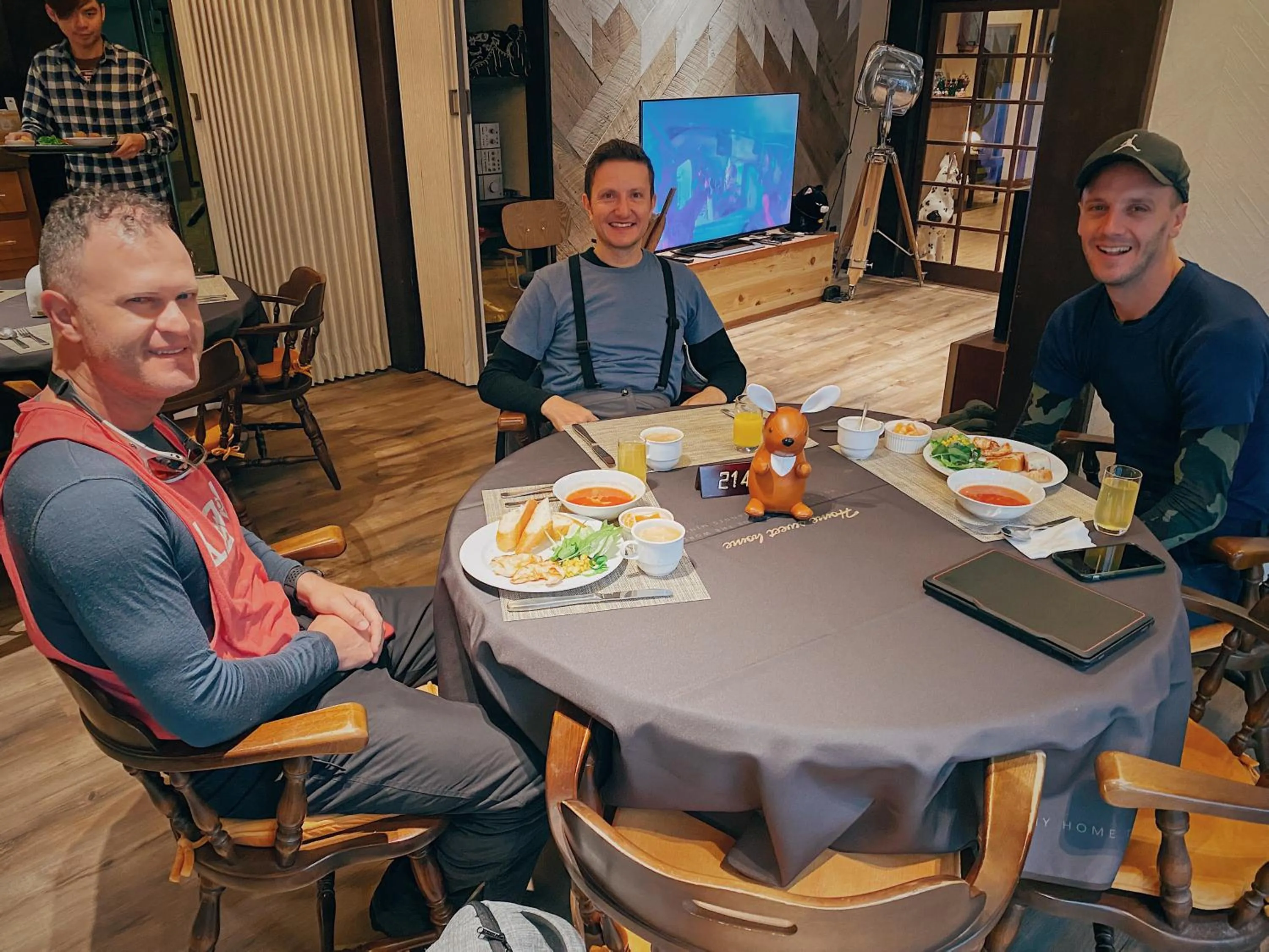 Restaurant/places to eat in Apricot Pension