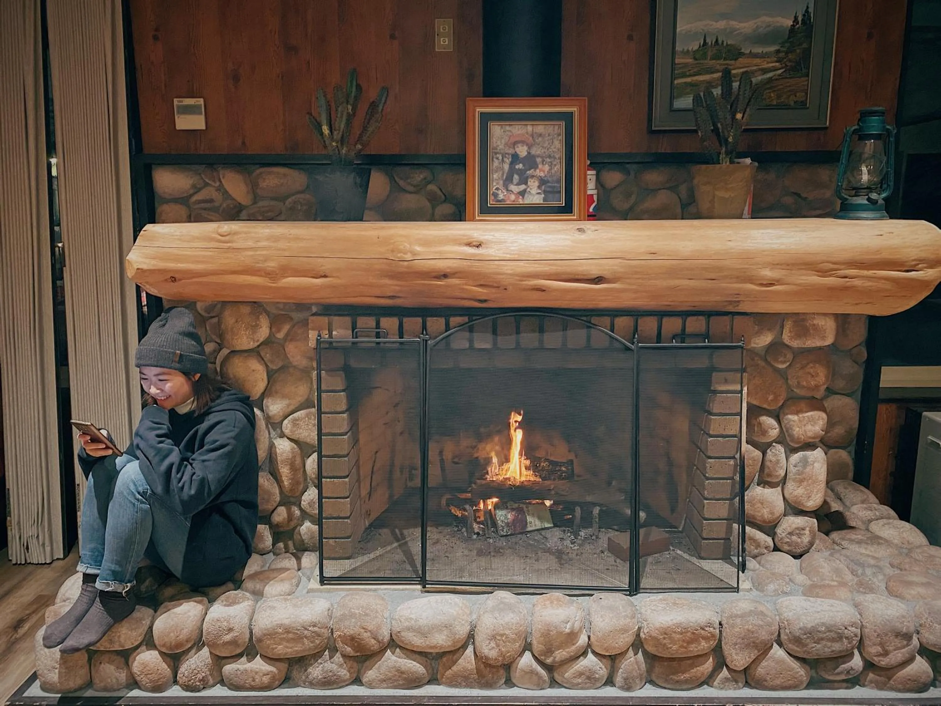 People in Apricot Pension