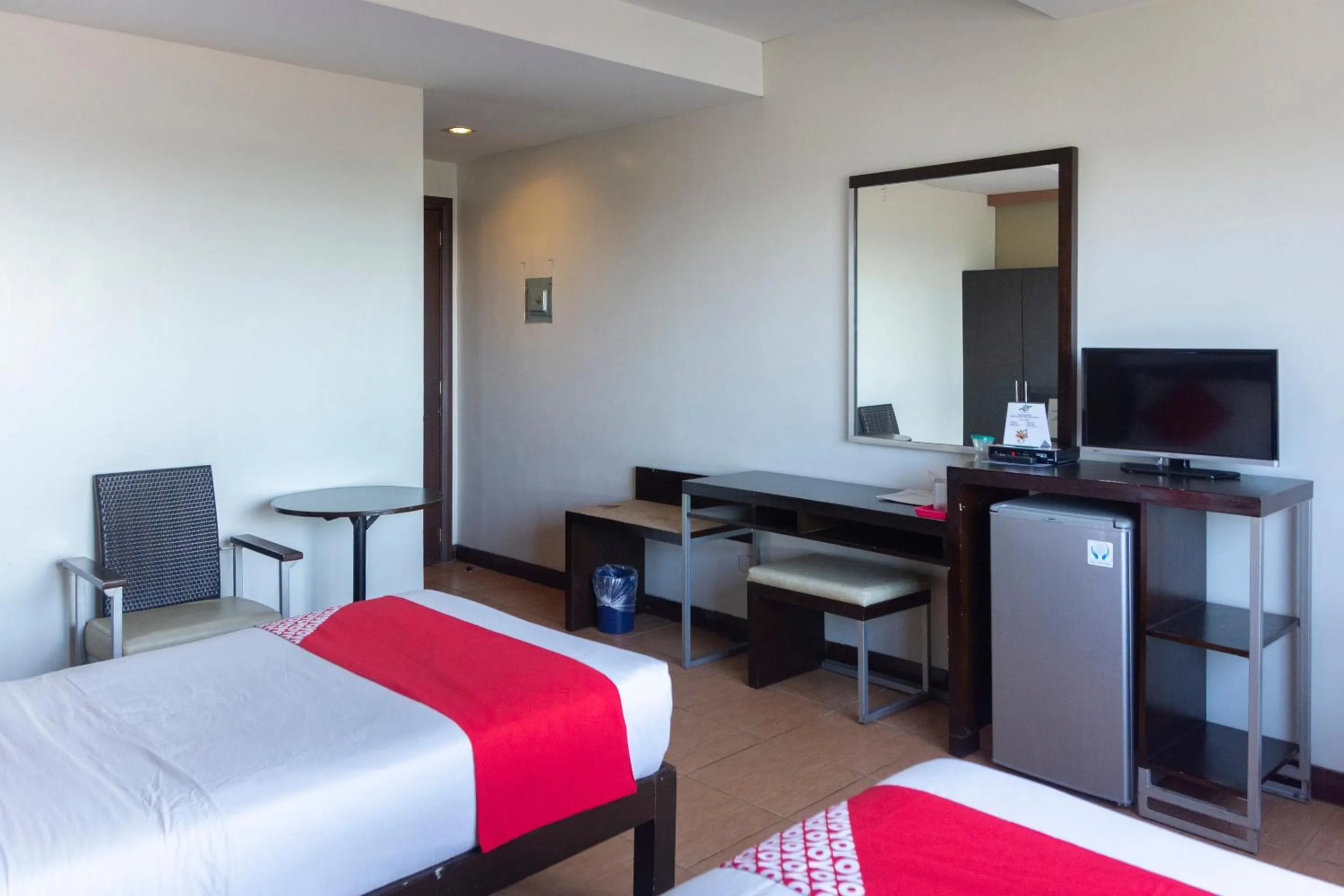 Photo of the whole room, Bed in East View Hotel