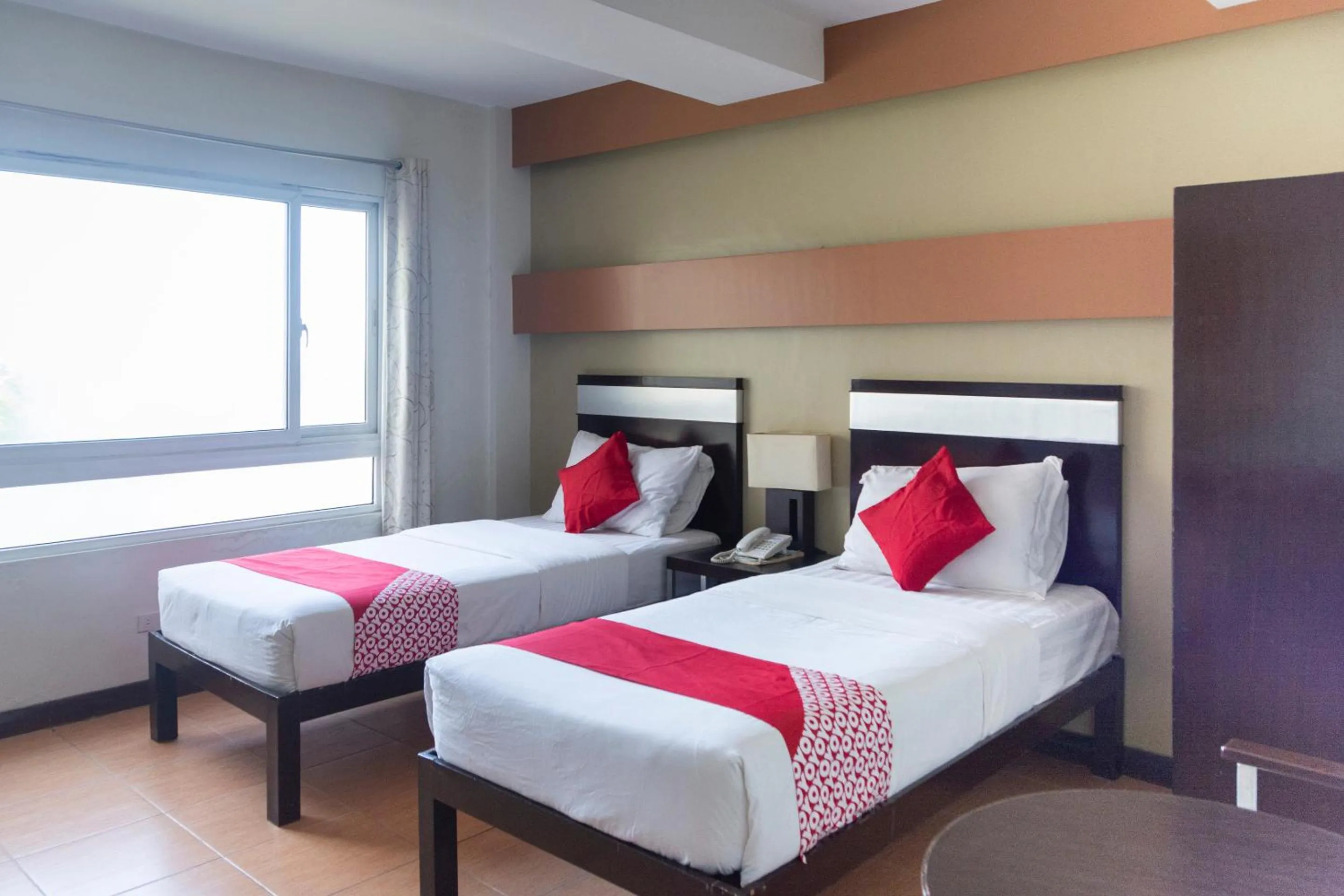 Bedroom, Bed in East View Hotel