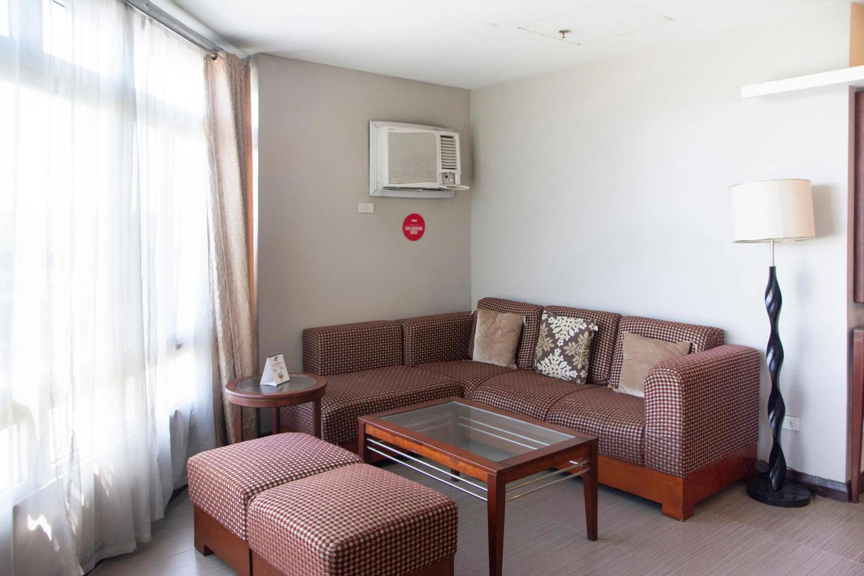 Living room in East View Hotel