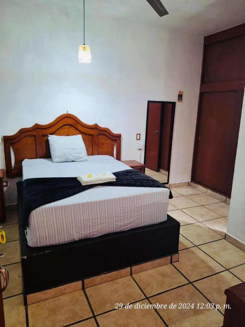 Bed in Hotel Colonos Los Cabos