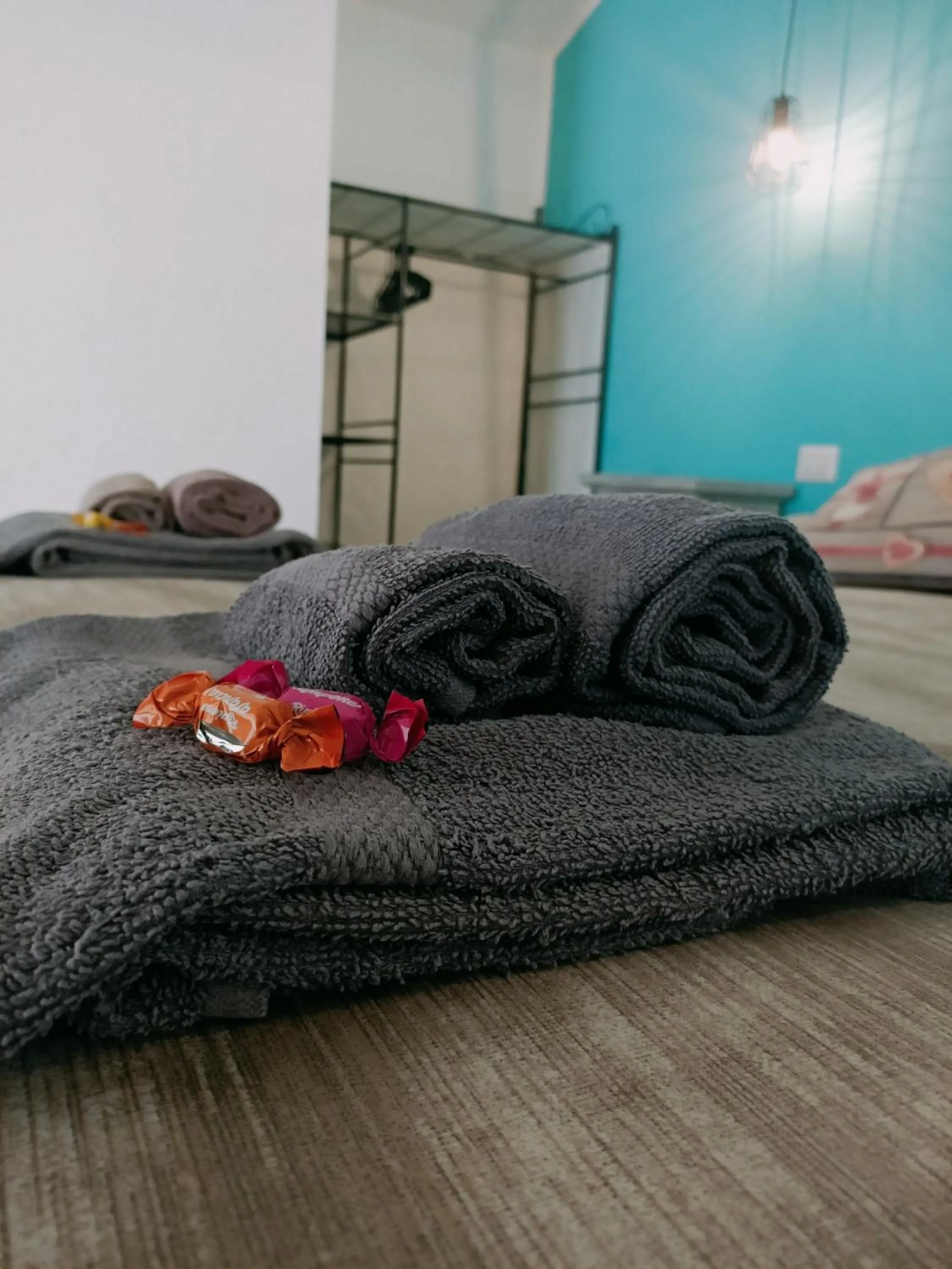 Decorative detail, Bed in La casa sul tetto, Room's & Glamping