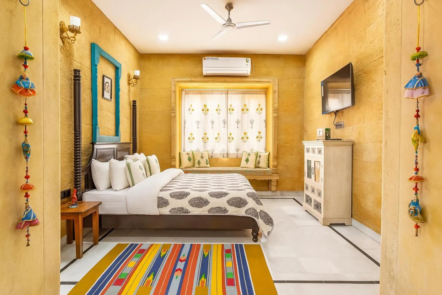 Photo of the whole room in Bhim Kothi