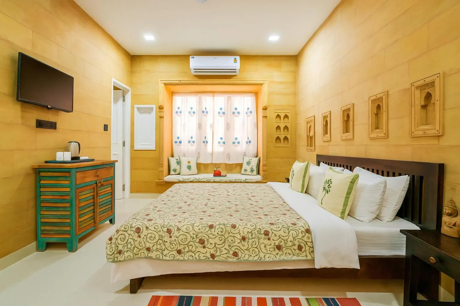 Bedroom in Bhim Kothi