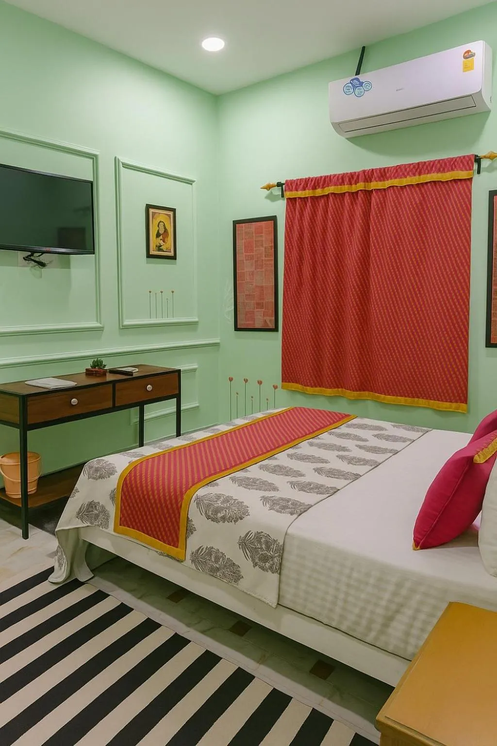 TV and multimedia in Bhim Kothi