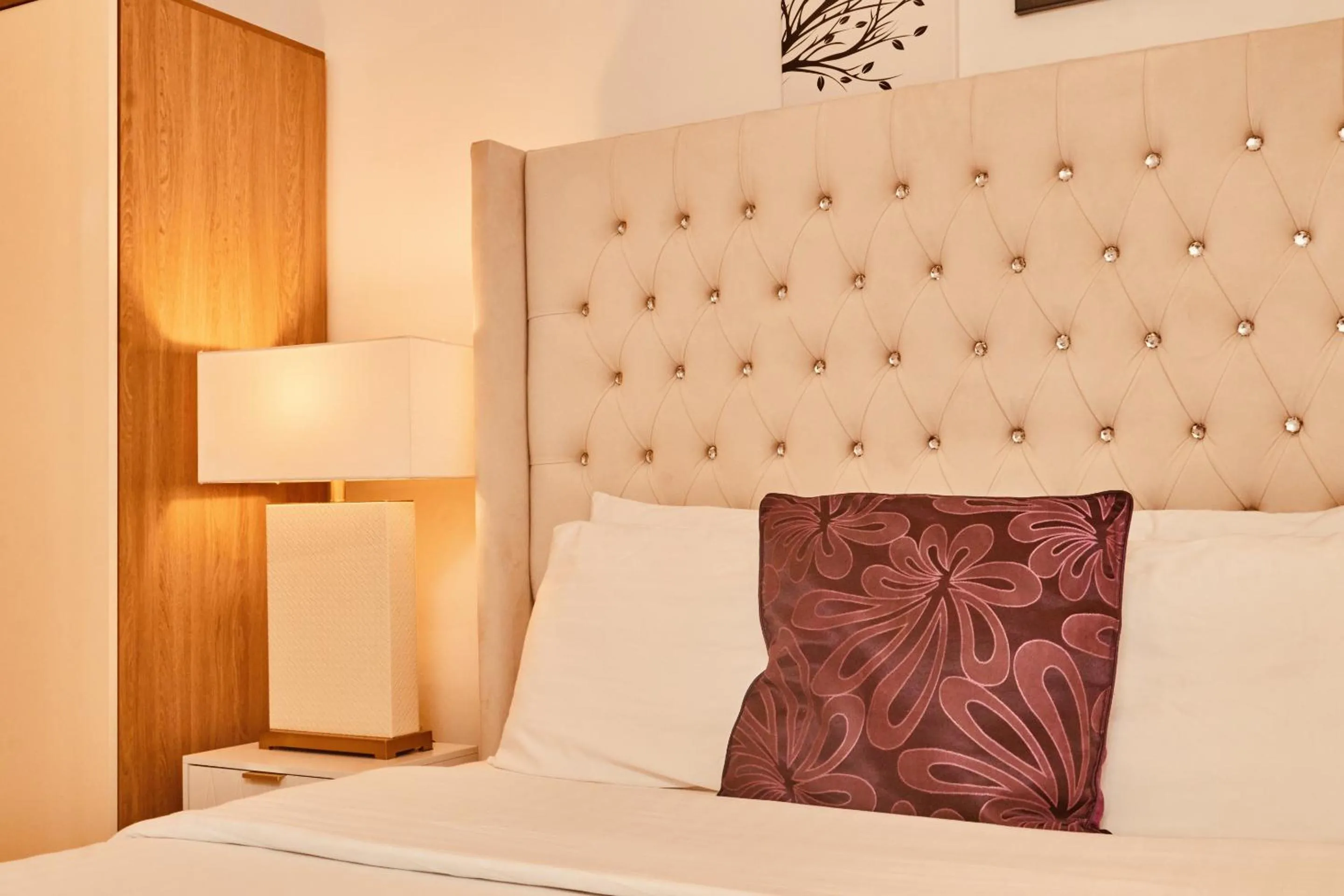 Bedroom, Bed in Modern Leeds City Apartment