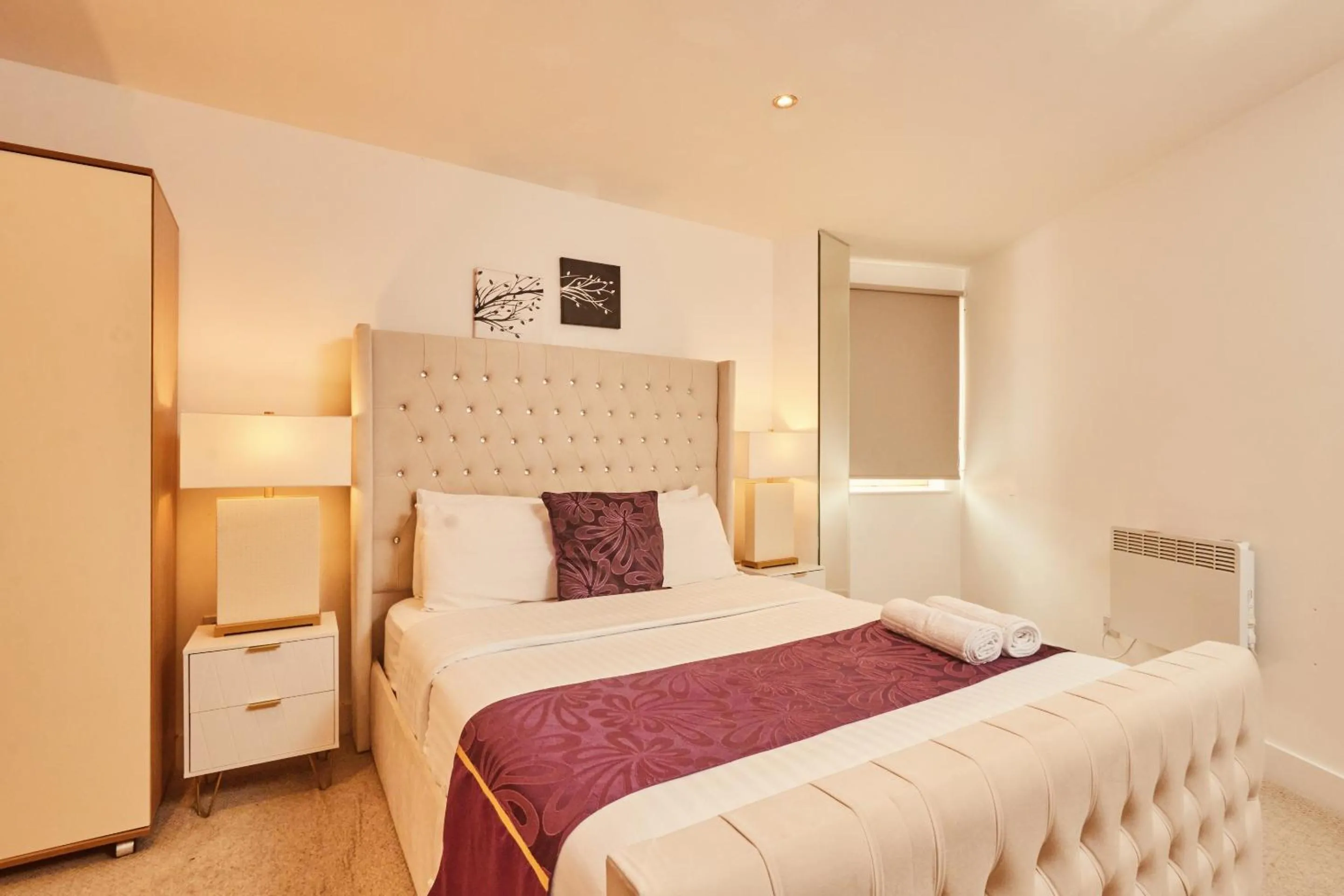 Bedroom, Bed in Modern Leeds City Apartment