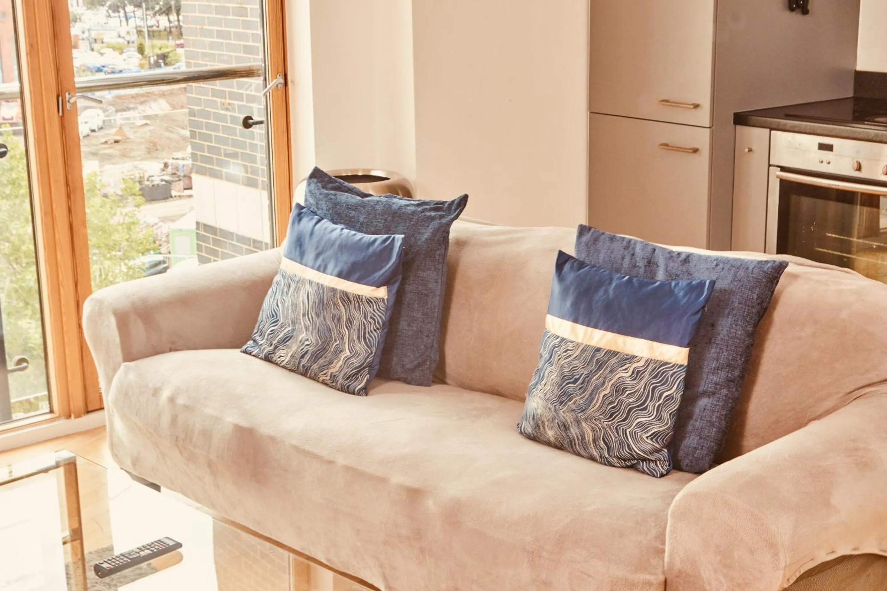 Living room in Modern Leeds City Apartment