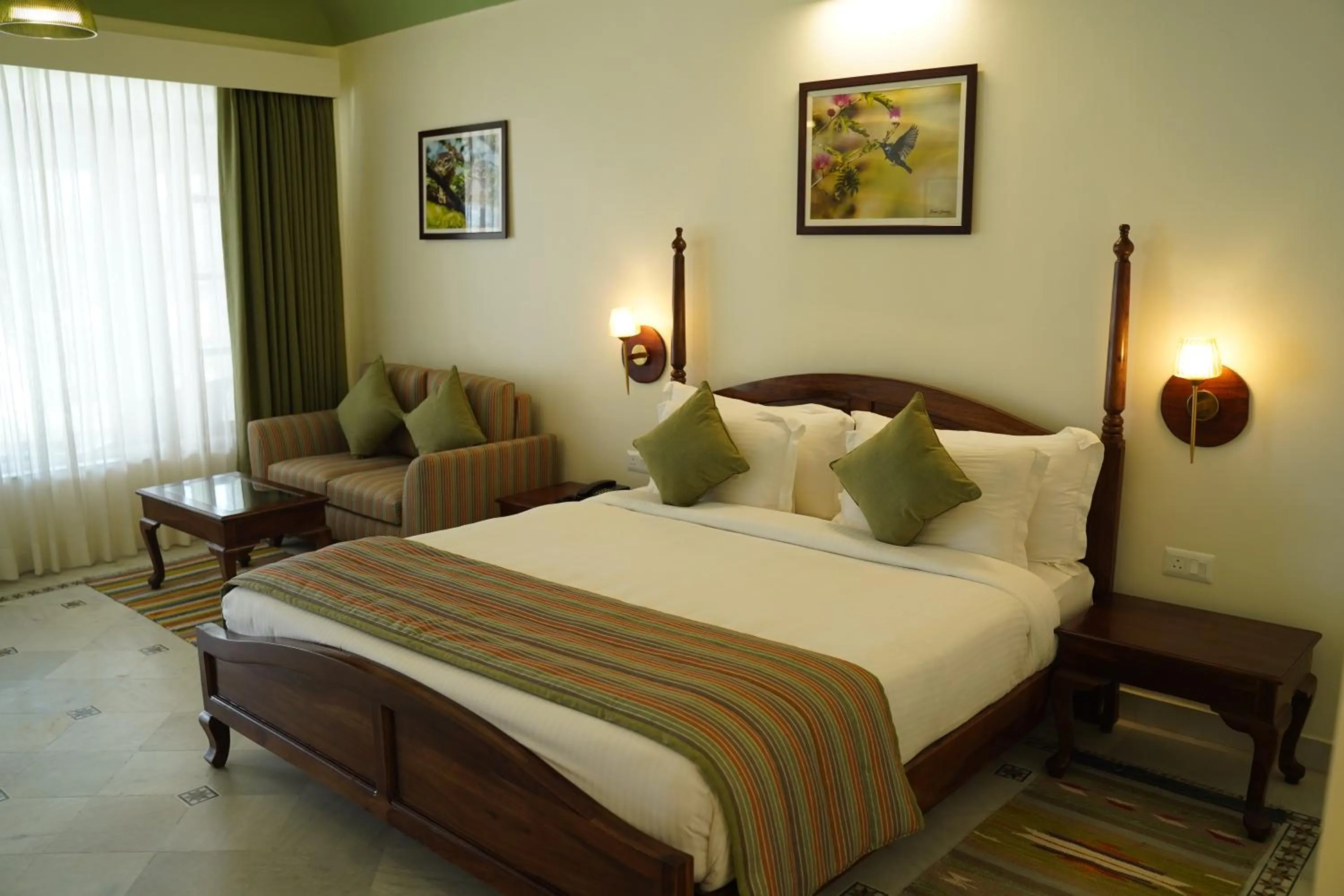 Bed in Sariska Safari Lodge