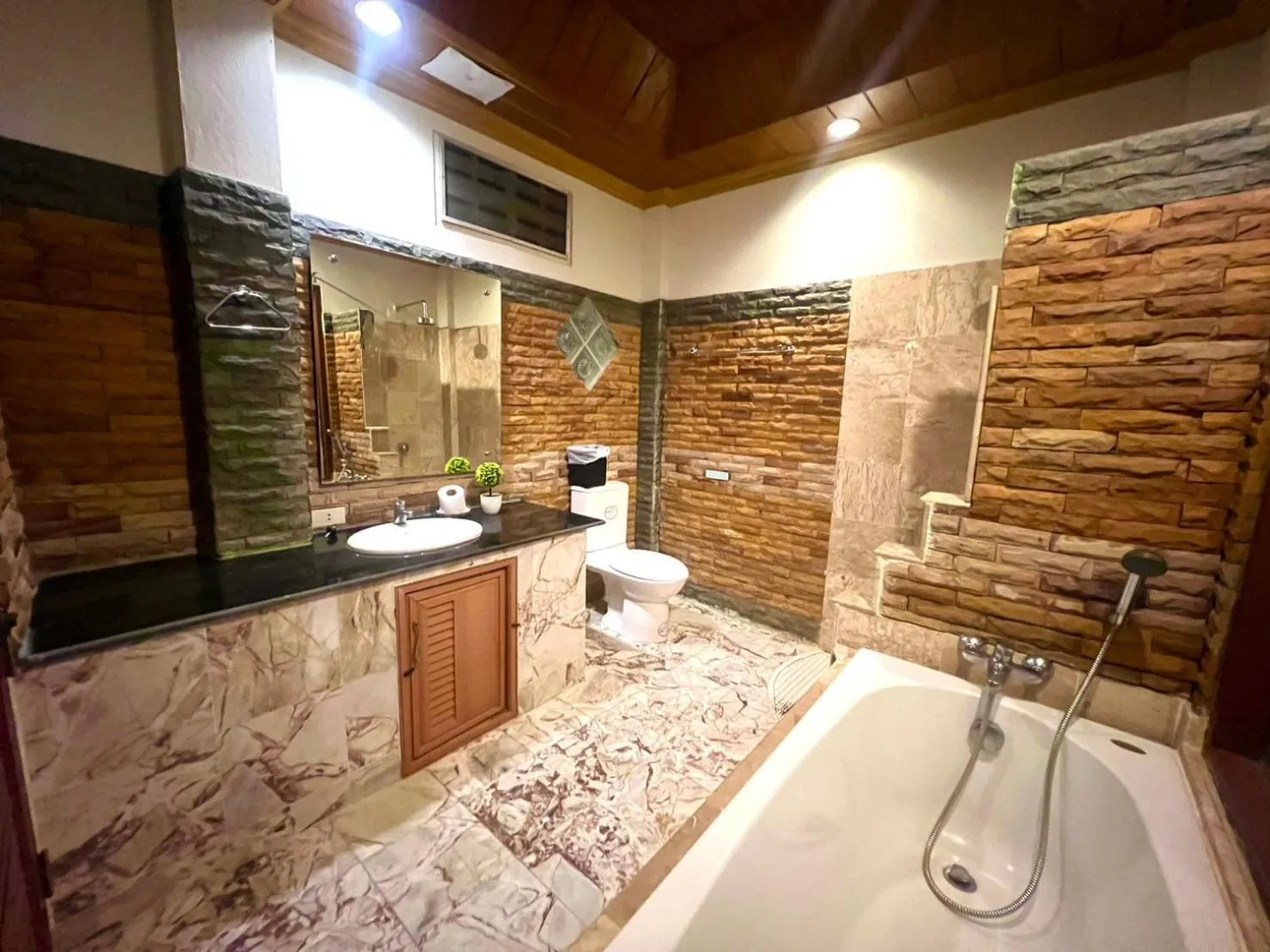 Bathroom in Haad Khuad Resort