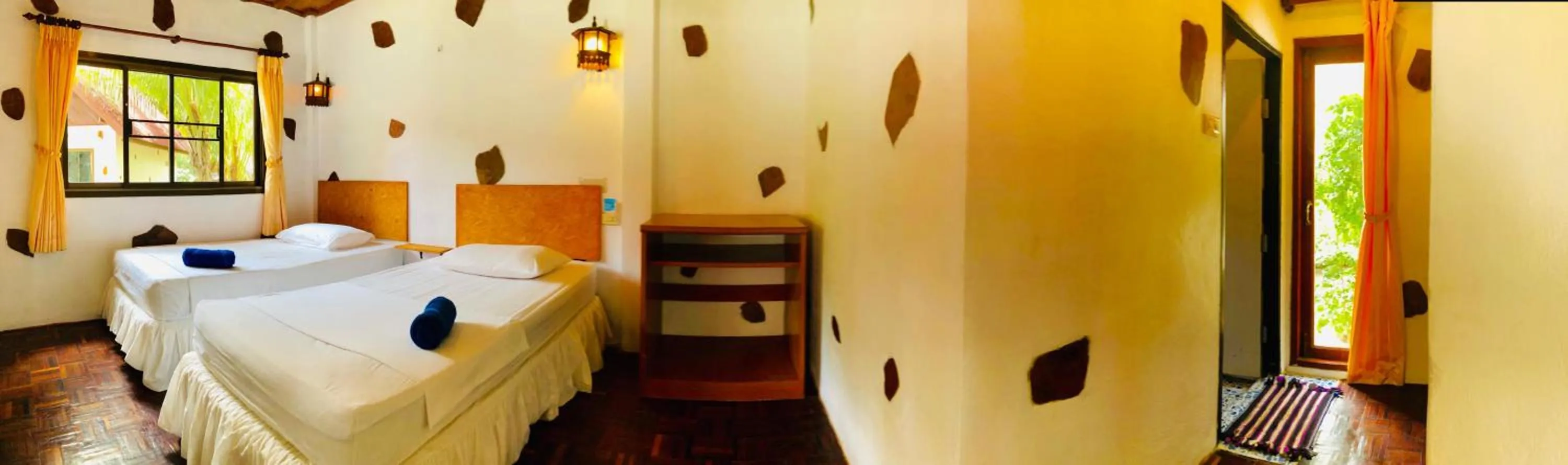 Photo of the whole room in Haad Khuad Resort