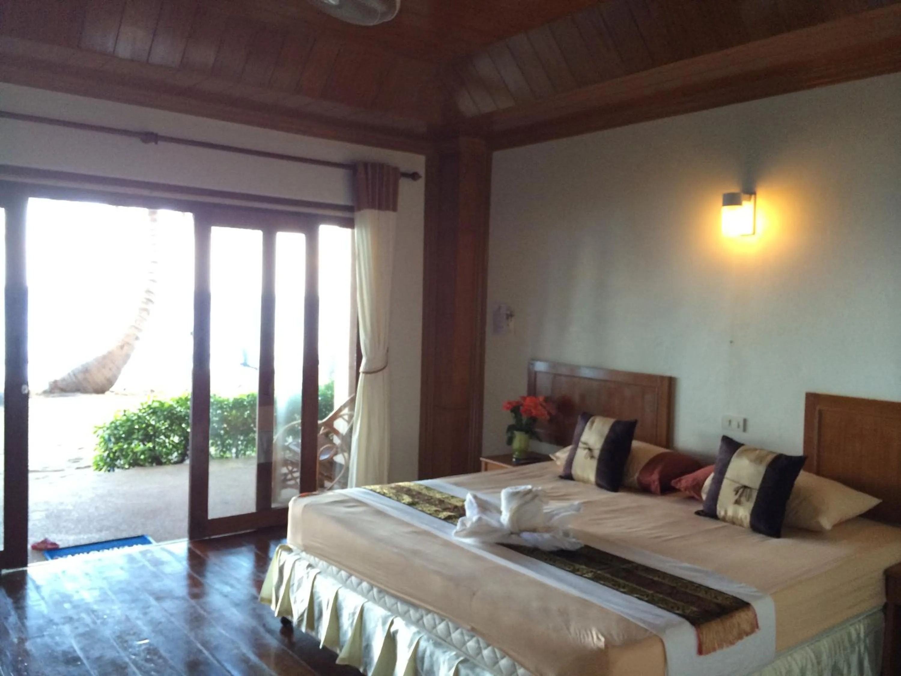 Bed in Haad Khuad Resort