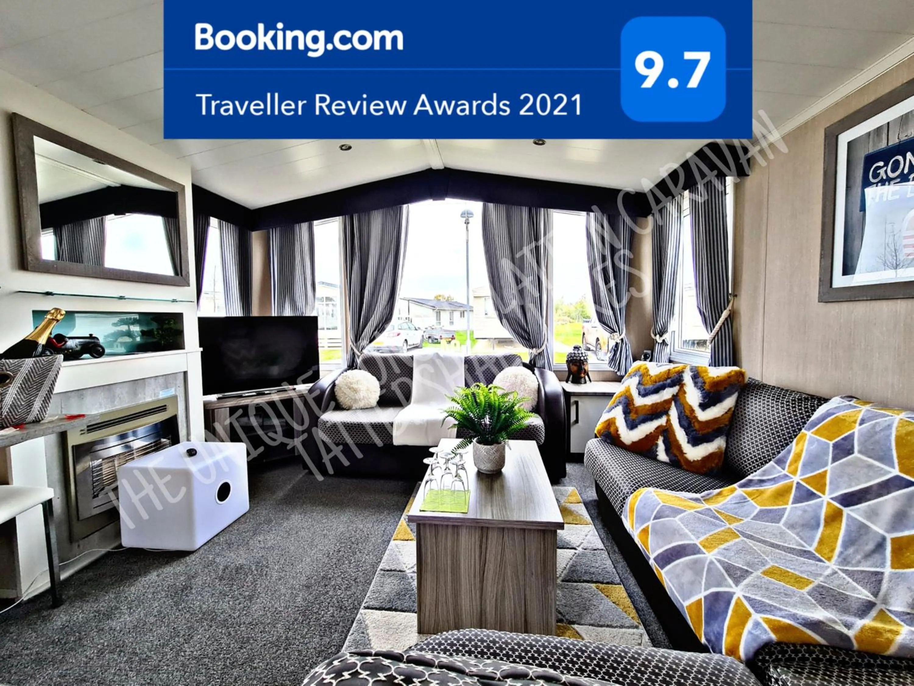 Living room in Tattershall Luxury Hot Tub Caravan
