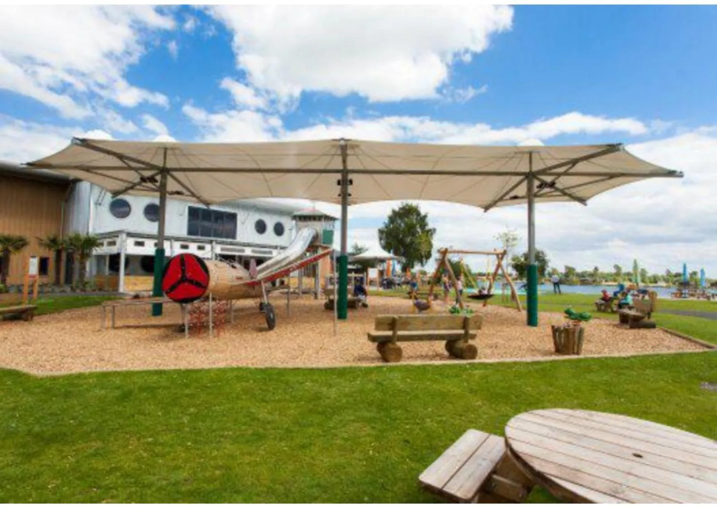 Patio in Tattershall Luxury Hot Tub Caravan