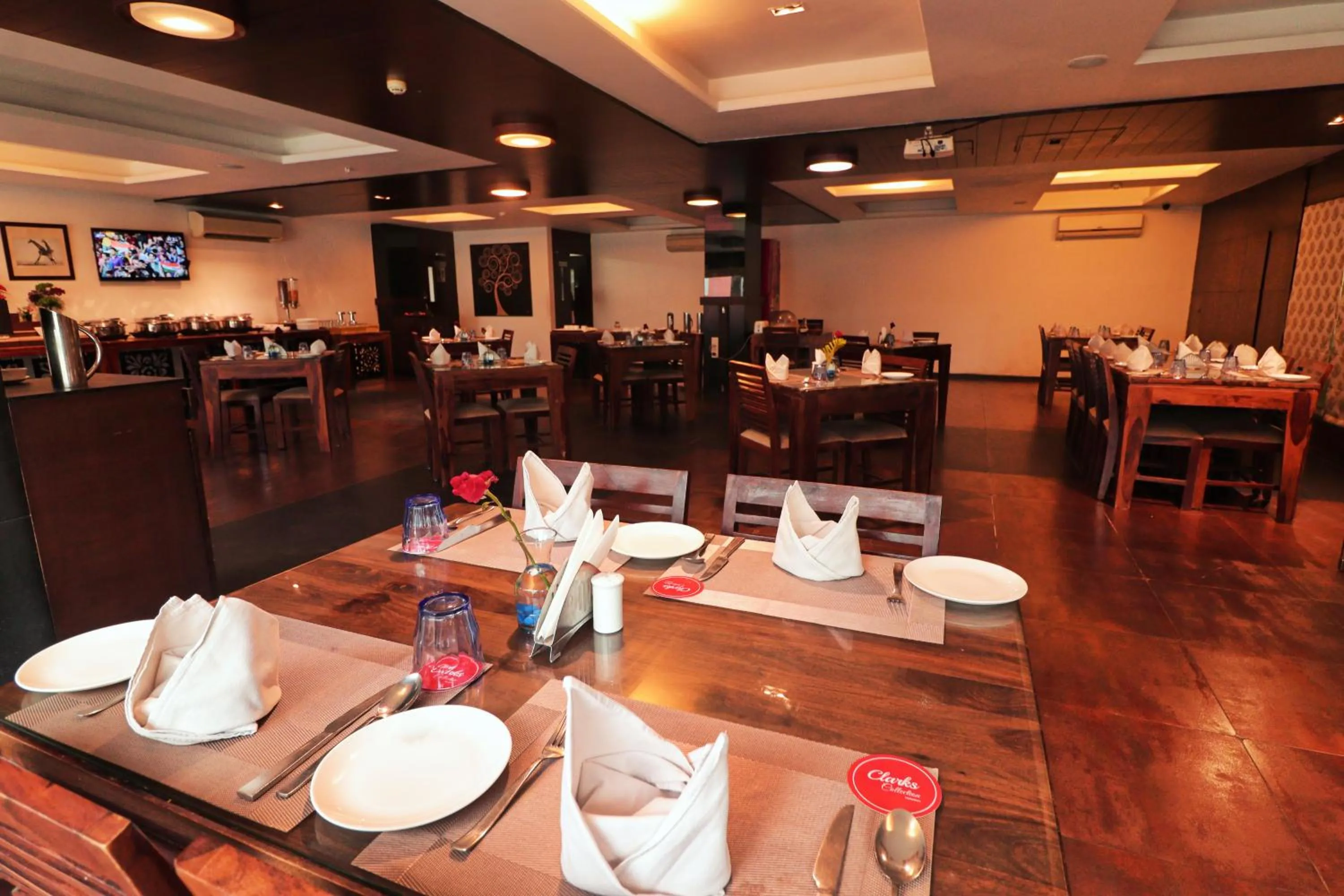 Restaurant/places to eat in Hotel Clarks Collection Vadodara