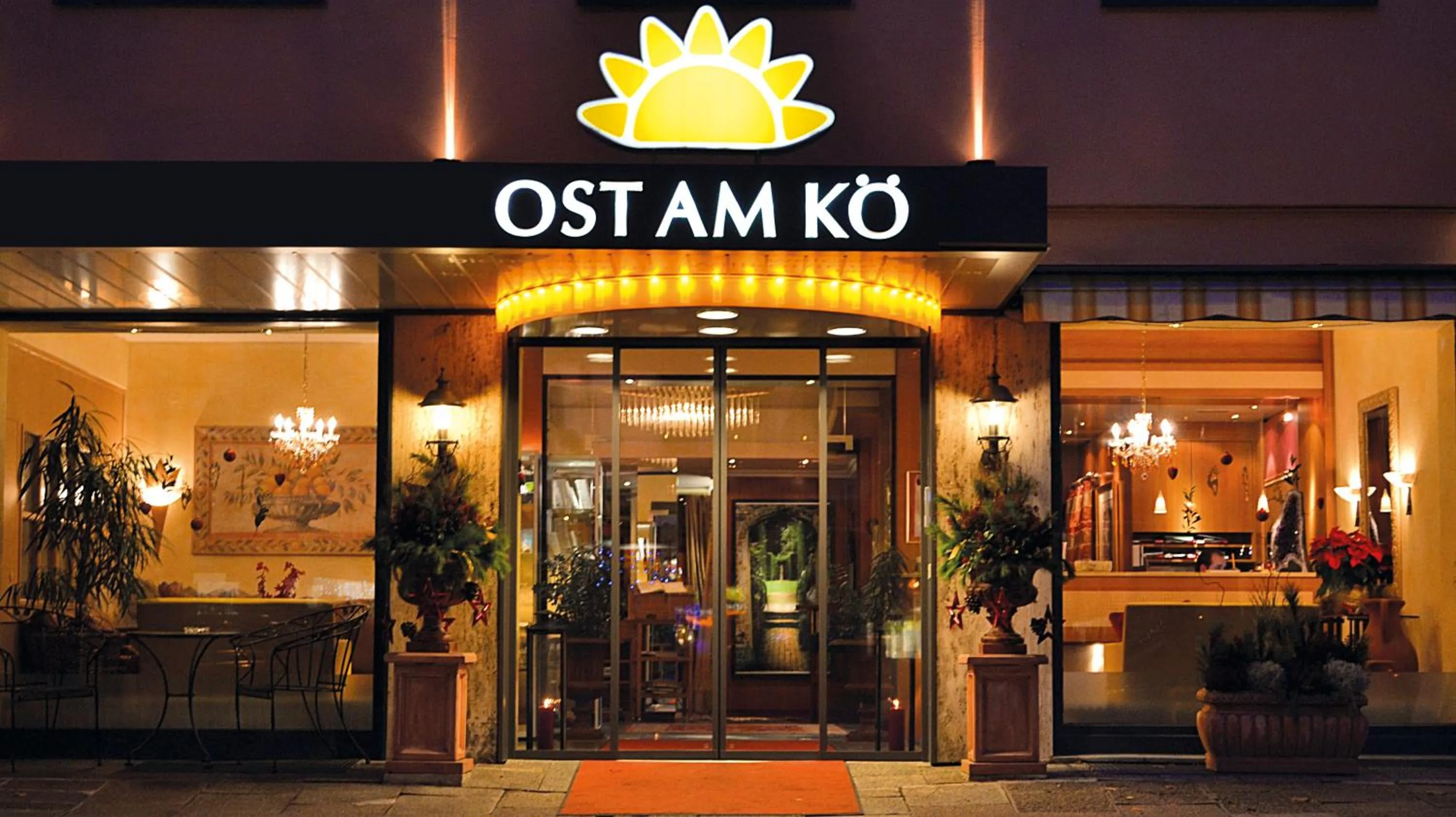 Facade/entrance in City Hotel Ost am Kö