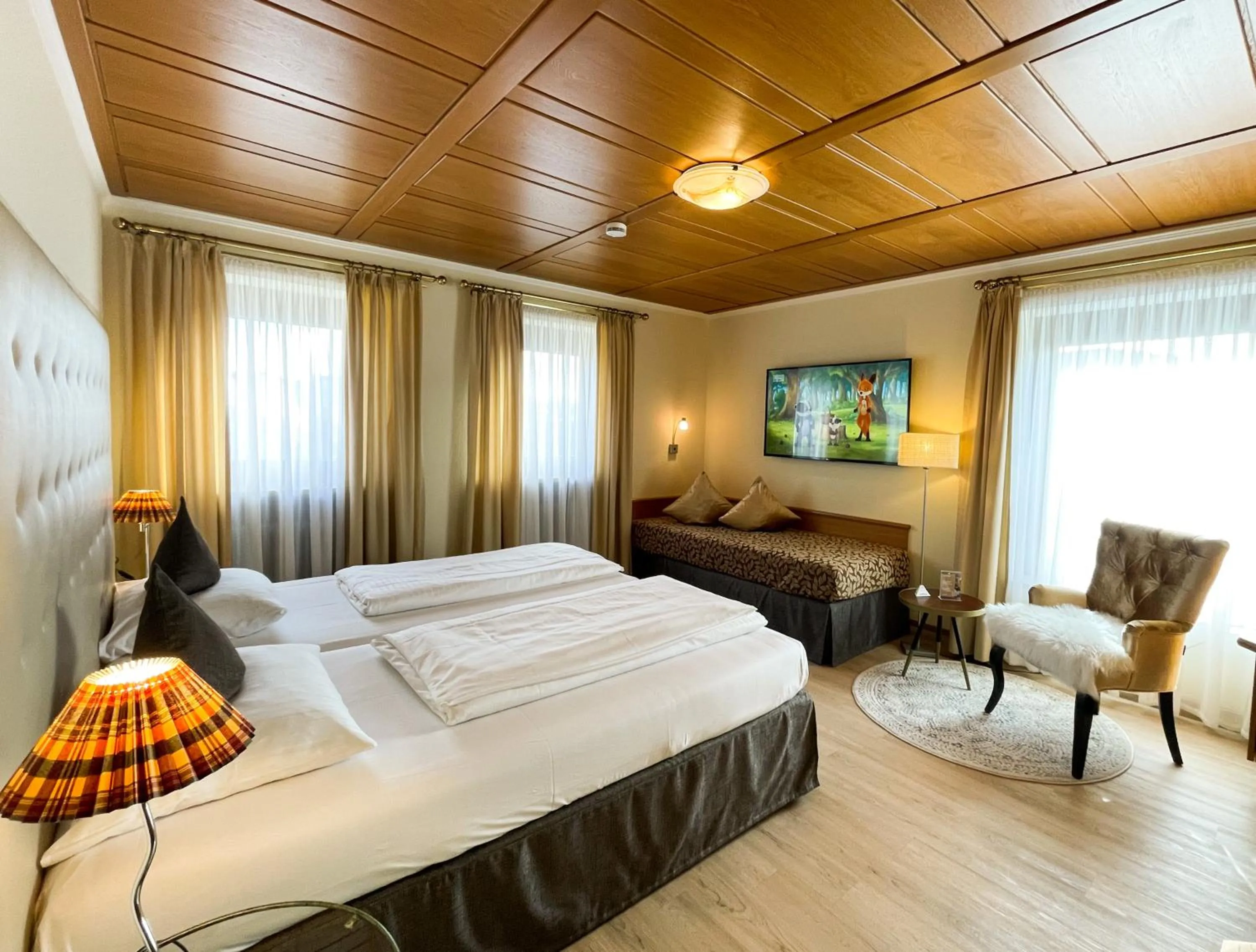 Photo of the whole room, Bed in City Hotel Ost am Kö