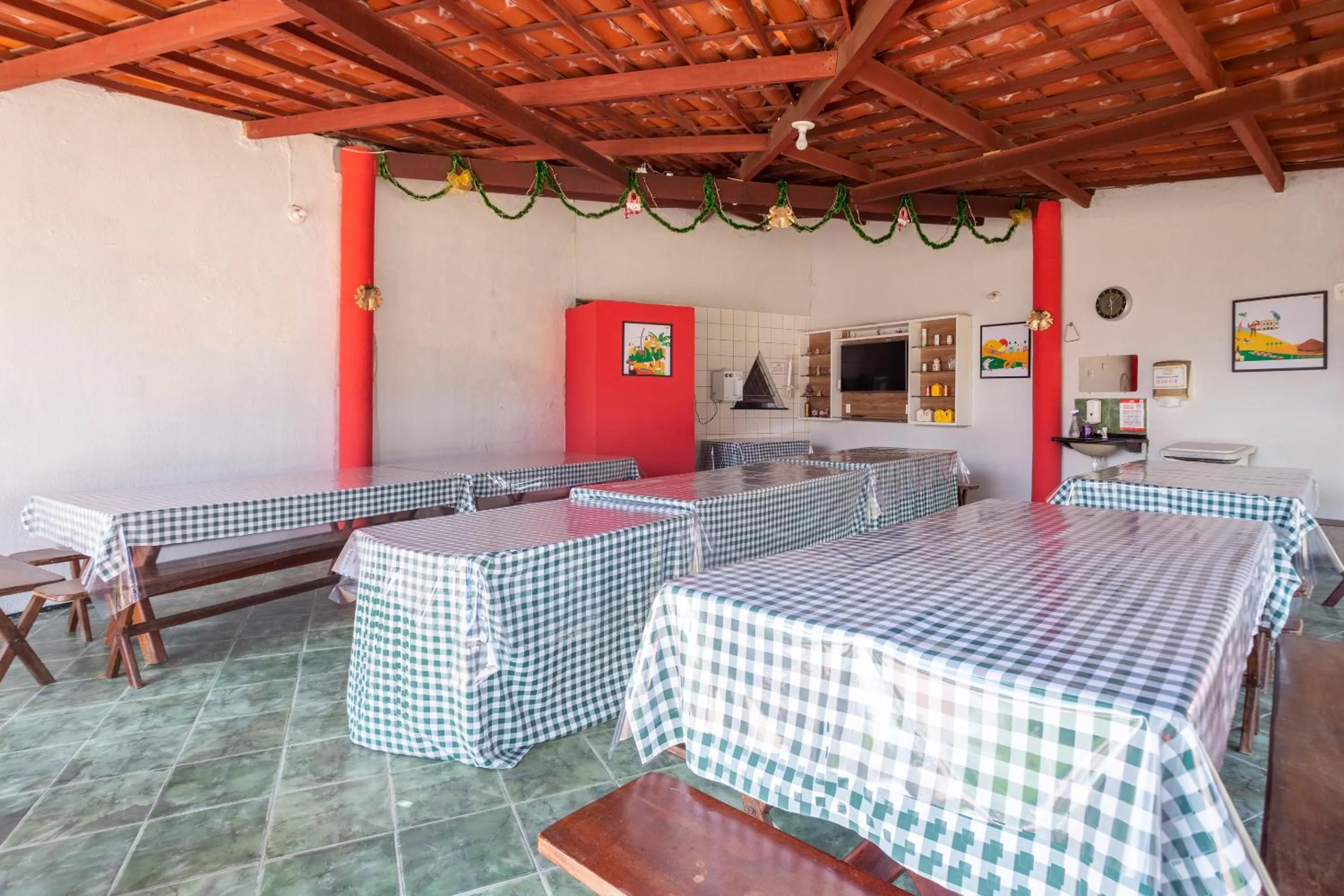 Restaurant/places to eat in OYO Pousada Horizonte