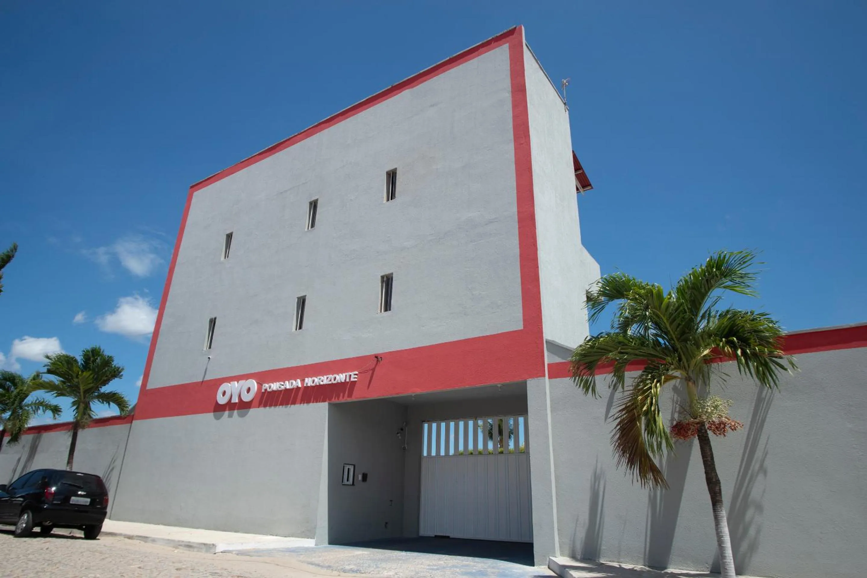 Property building in OYO Pousada Horizonte