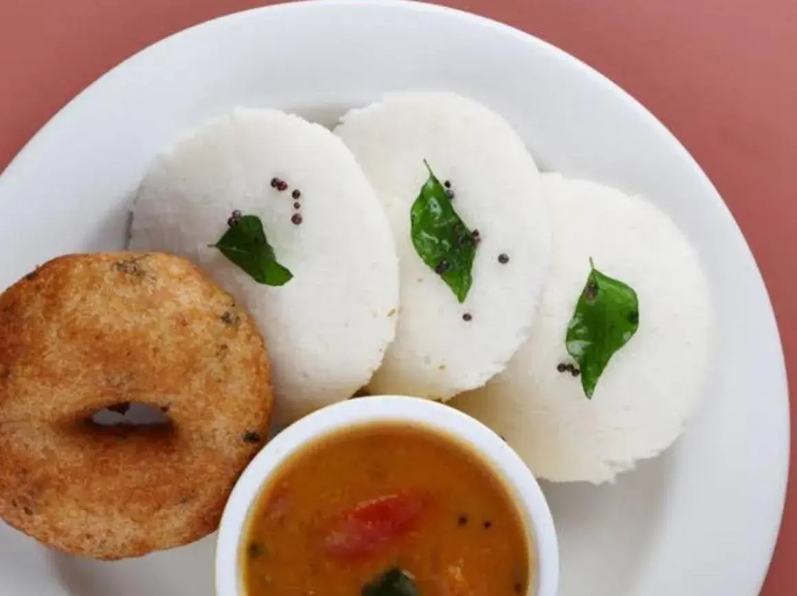 Breakfast in Hotel Crystal Luxury Inn- Bandra Breakfast in Hotel Crystal Luxury Inn- Bandra