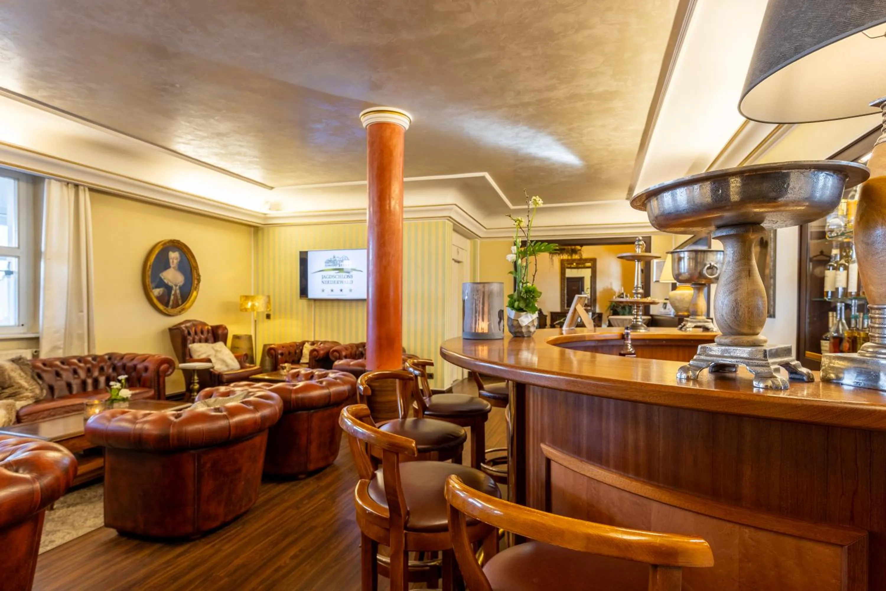 Lobby or reception in Jagdschloss Hotel Niederwald