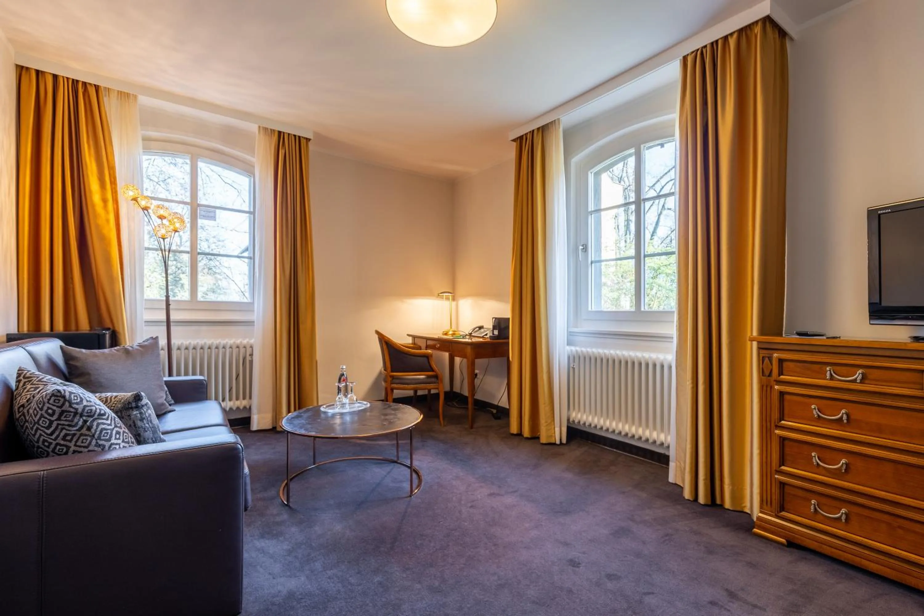 Living room in Jagdschloss Hotel Niederwald