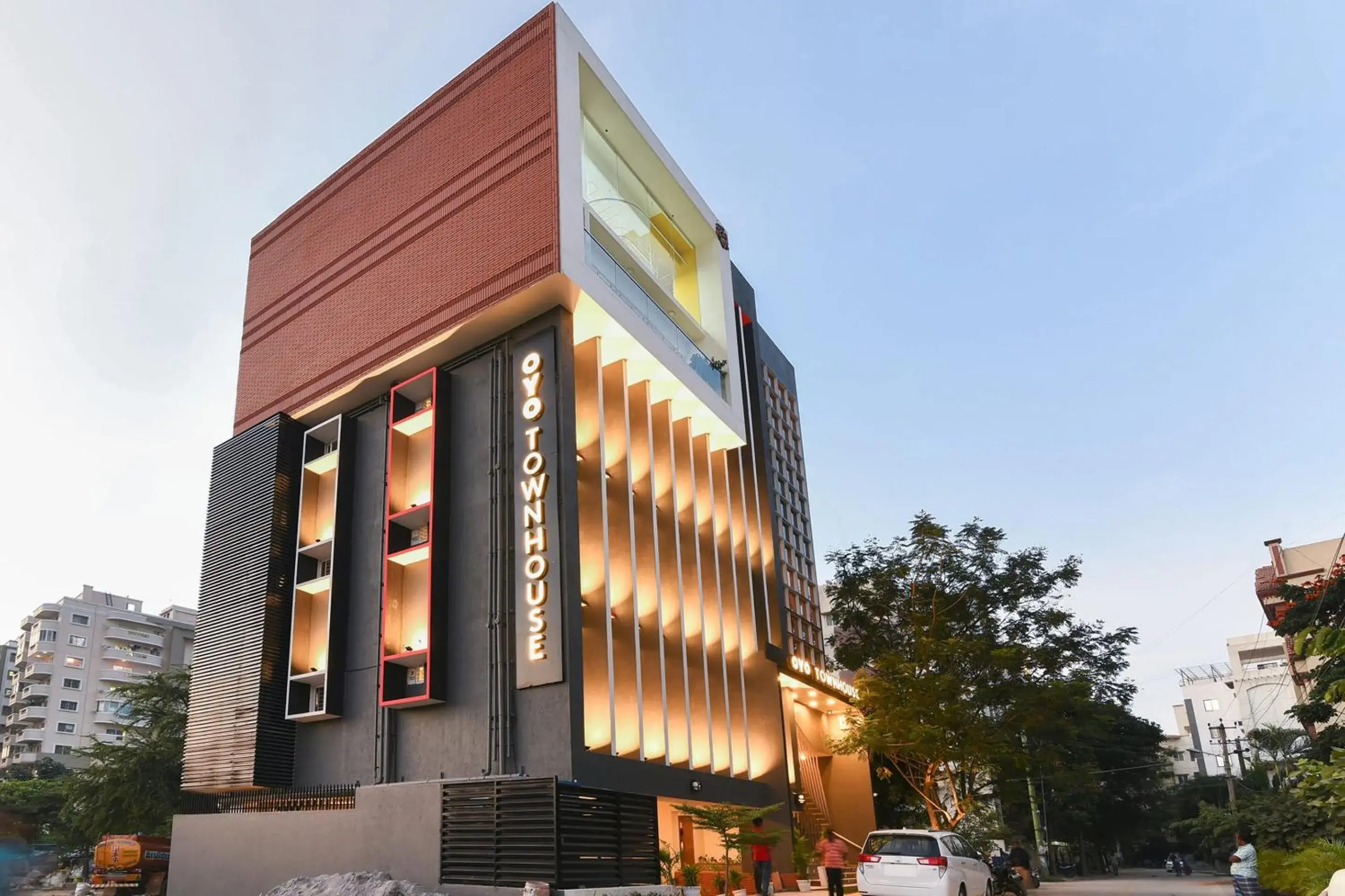 Facade/entrance in Super Townhouse Spruce Hotels Bellandur Facade/entrance in Super Townhouse Spruce Hotels Bellandur