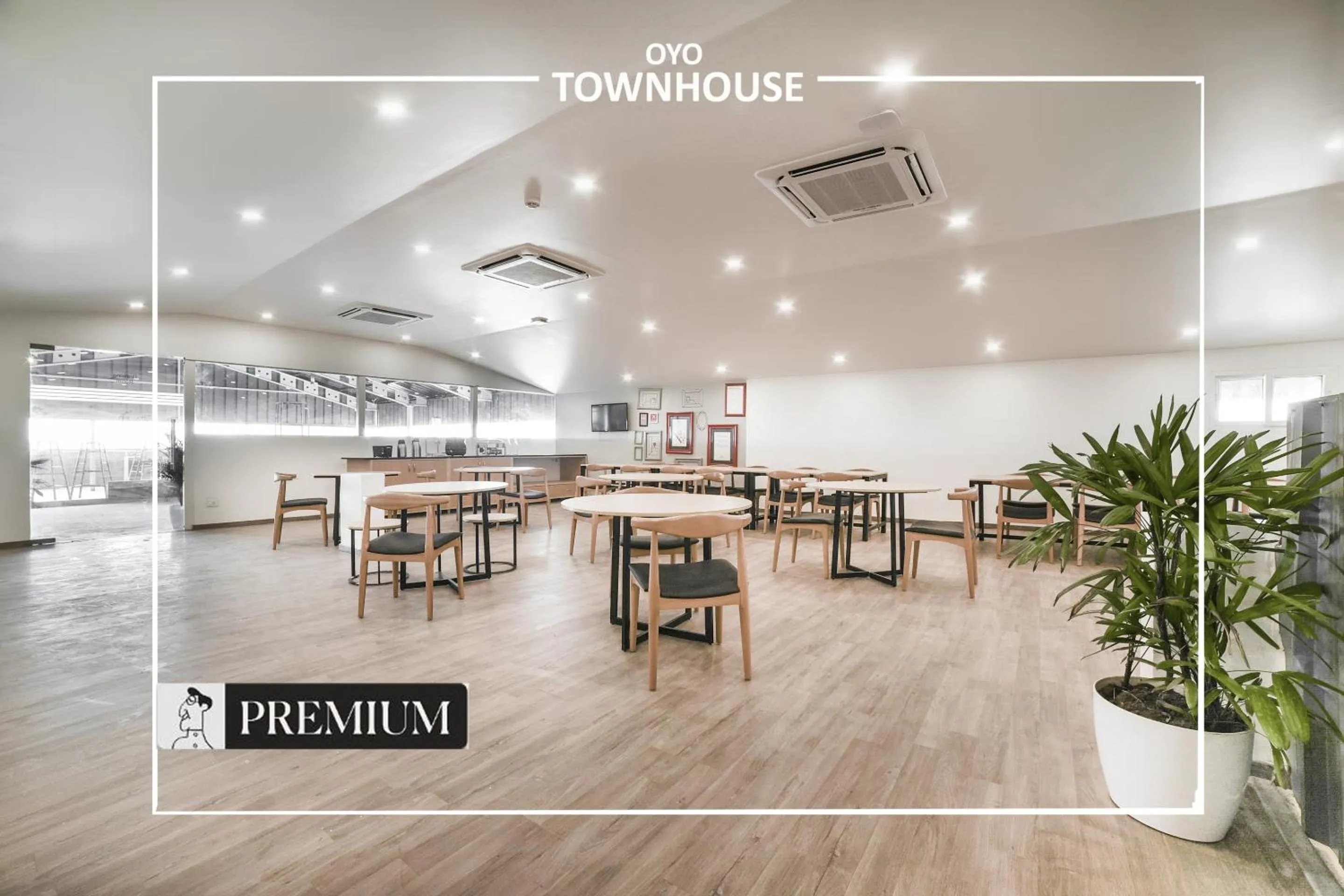 Restaurant/places to eat in Townhouse Boutique Hotel Sarjapur Road