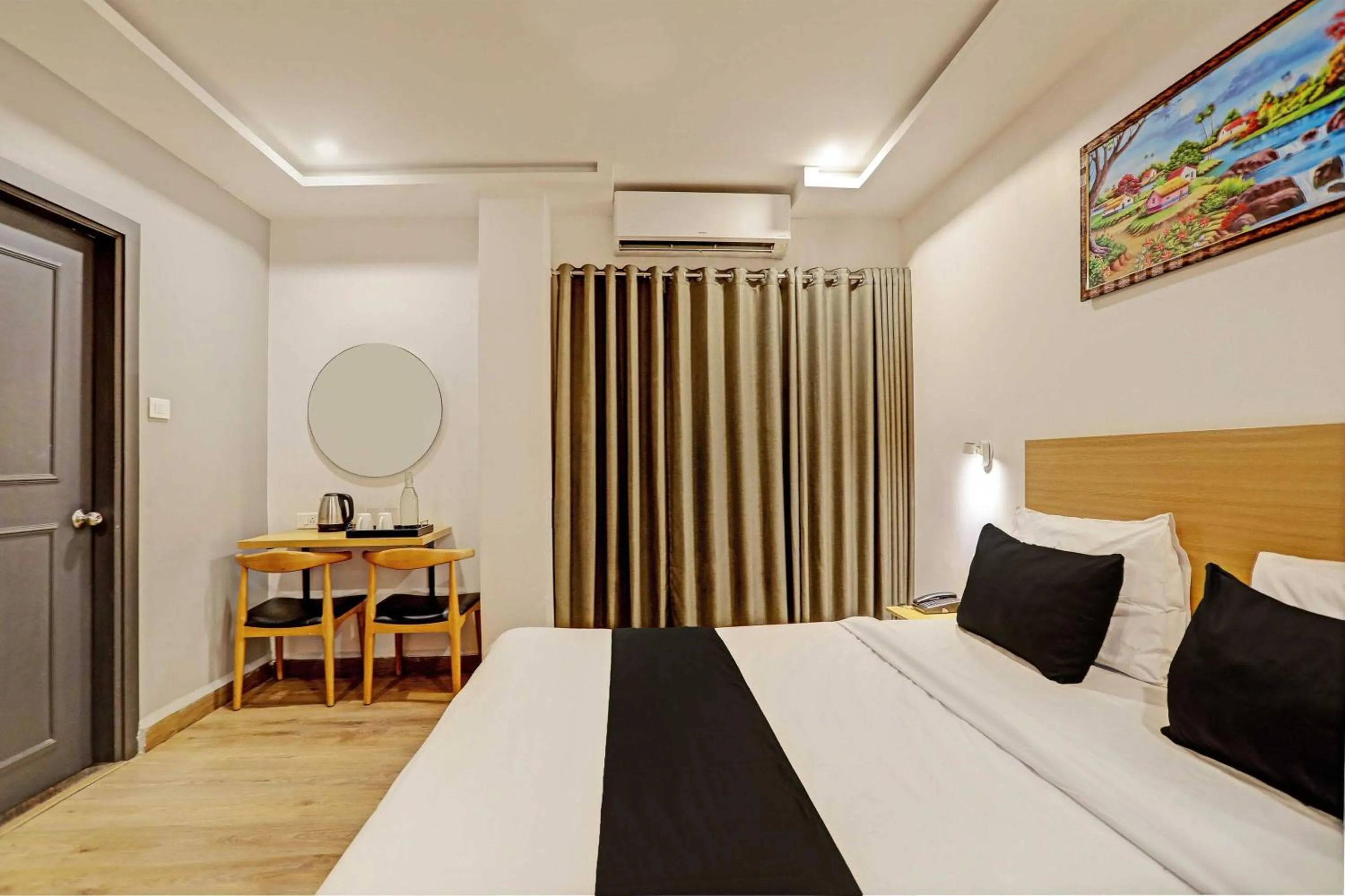 Bedroom, Bed in Super Townhouse Swain Heritage