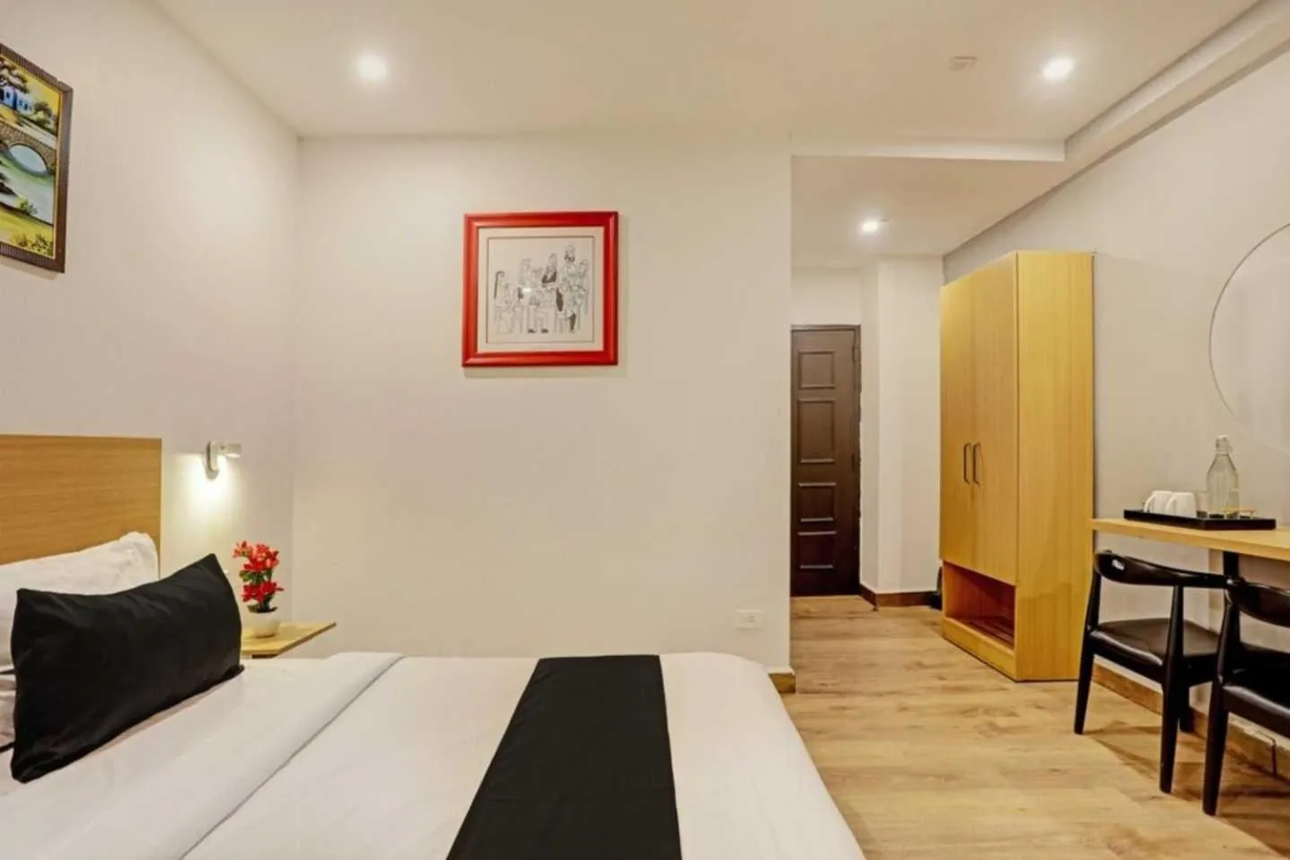 Bedroom, Bed in Super Townhouse Swain Heritage