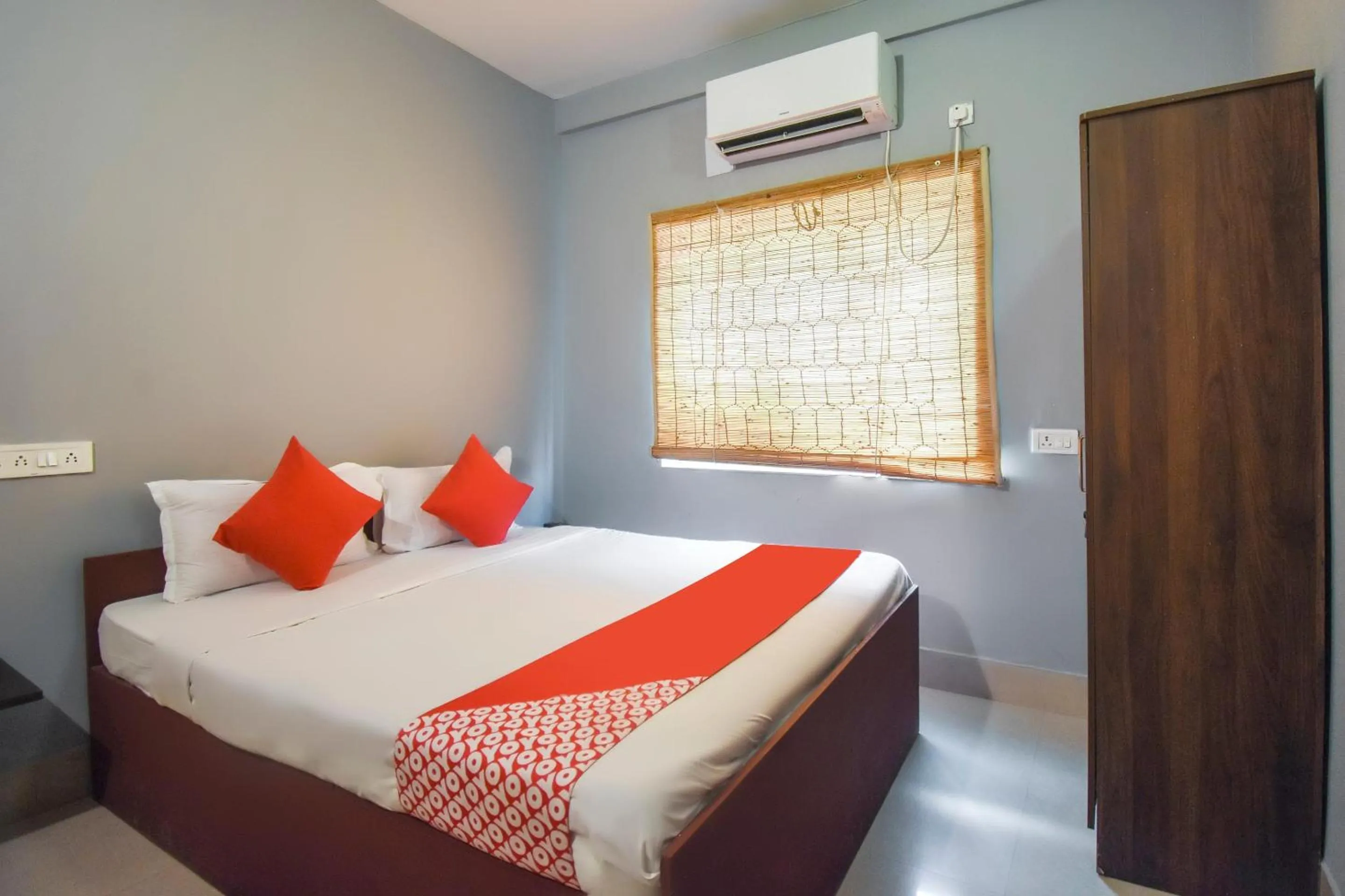 Bedroom, Bed in Hotel O by OYO Binayak Inn