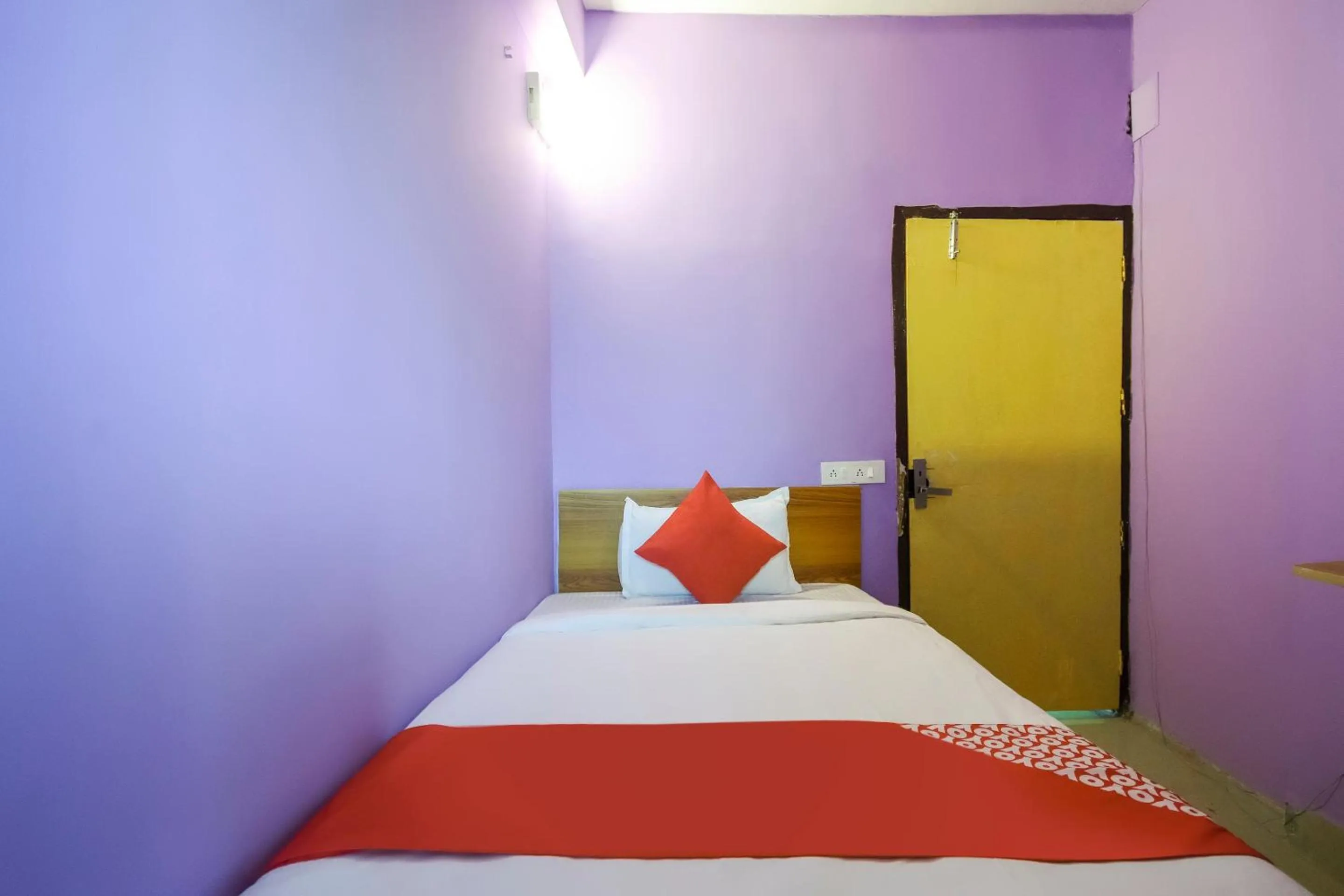 Bedroom, Bed in Hotel O by OYO Binayak Inn