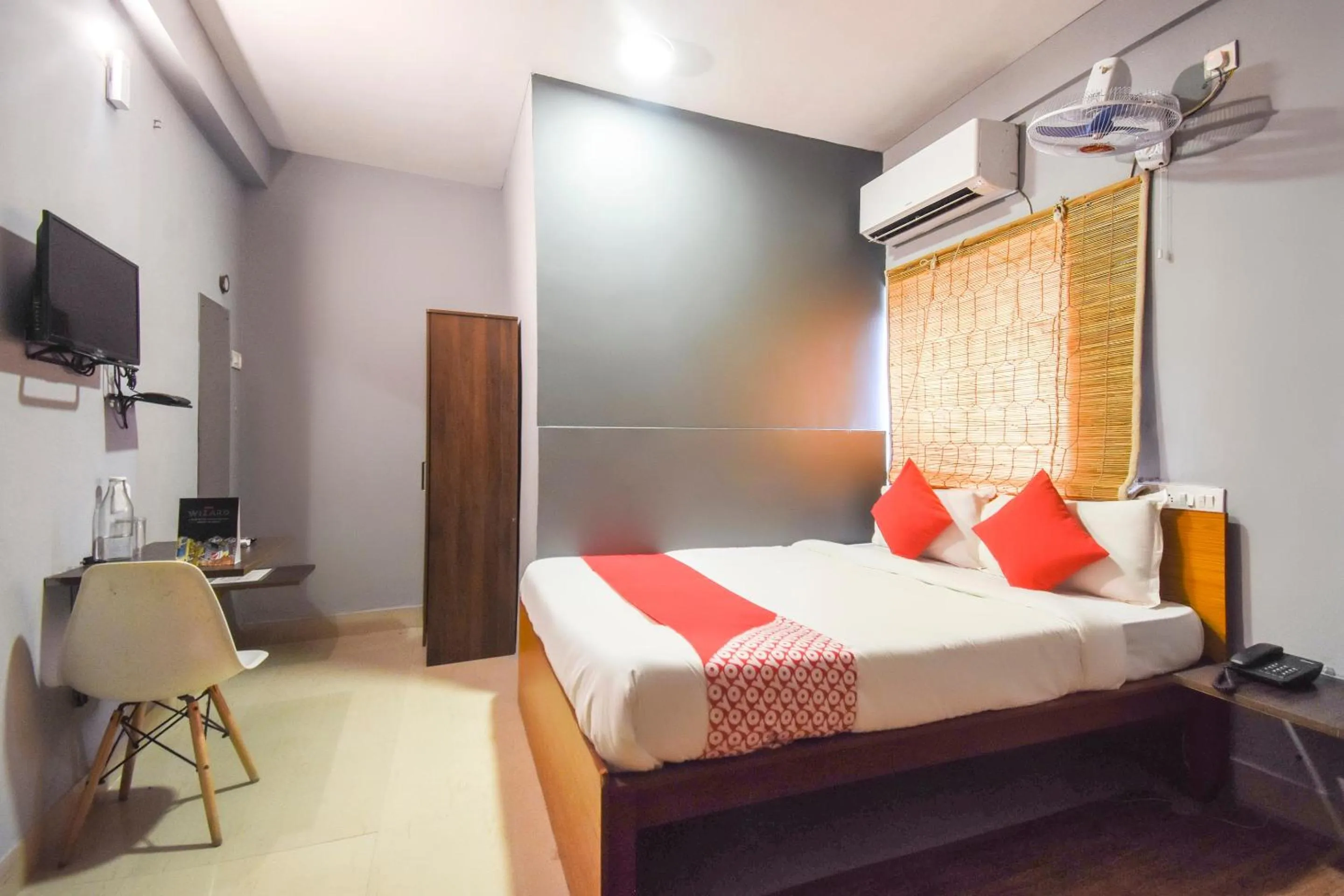 Lobby or reception, Bed in Hotel O by OYO Binayak Inn