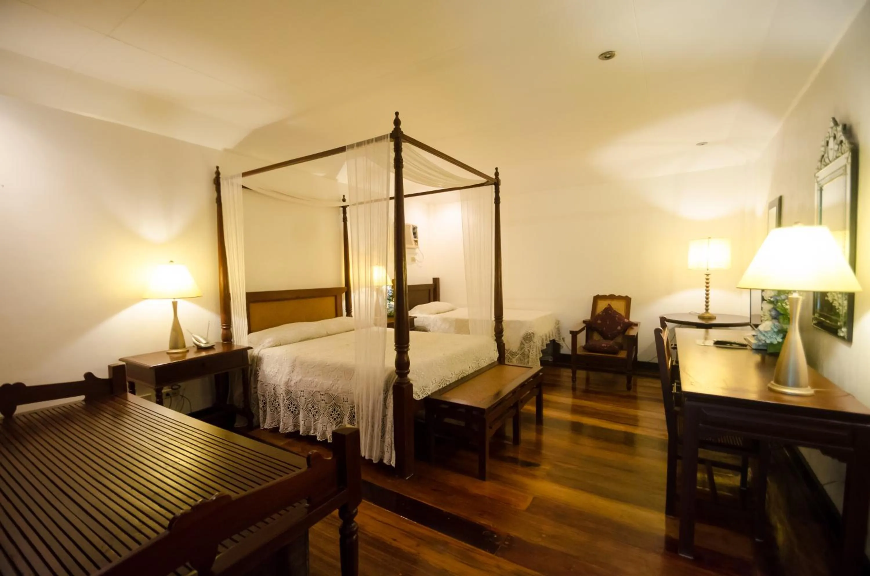 Photo of the whole room, Bed in Sea Wind Resort