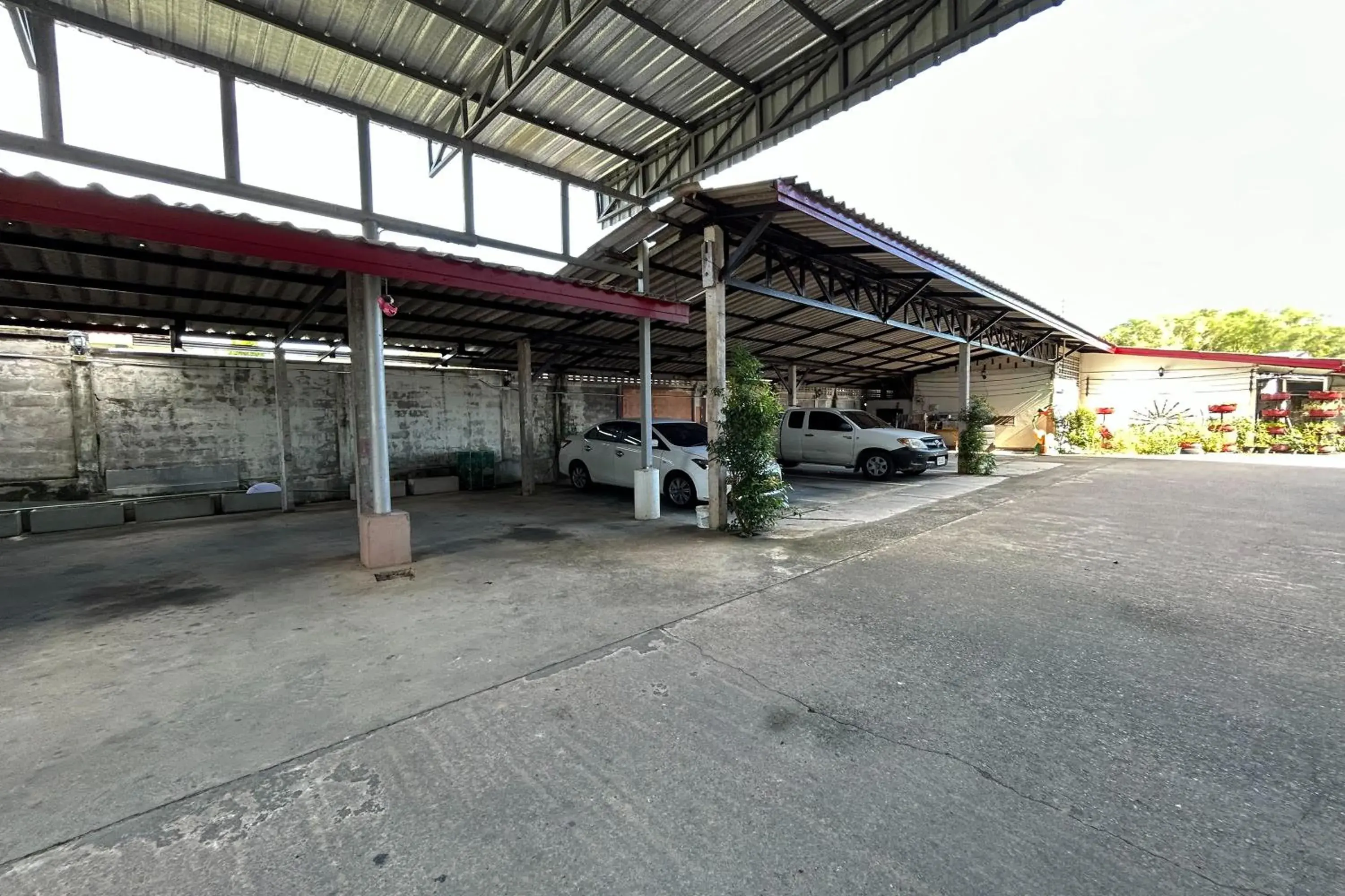 Parking in SB Park Mansion Parking in SB Park Mansion