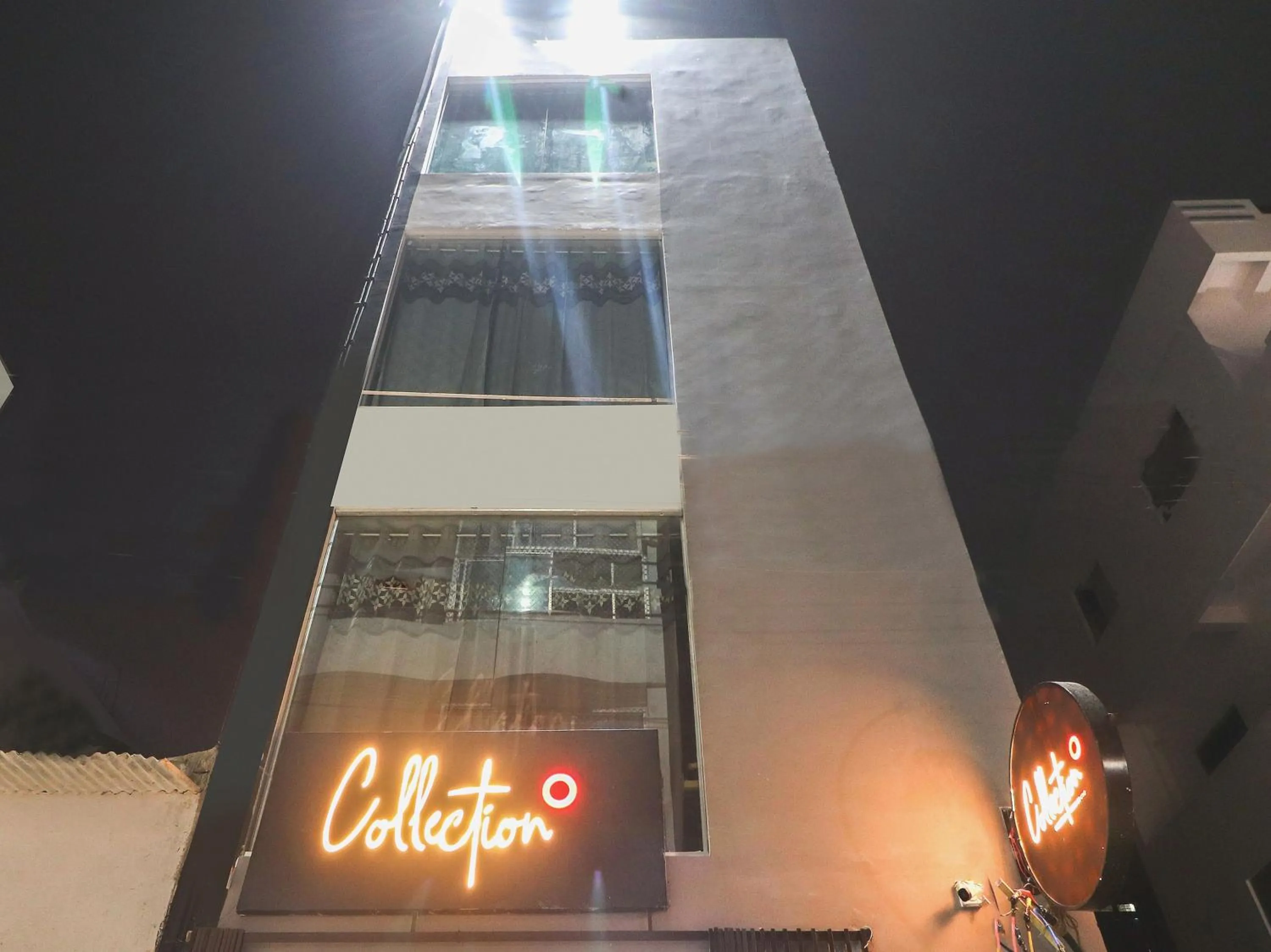 Facade/entrance in Super Collection O Sonica Gold Civil Lines