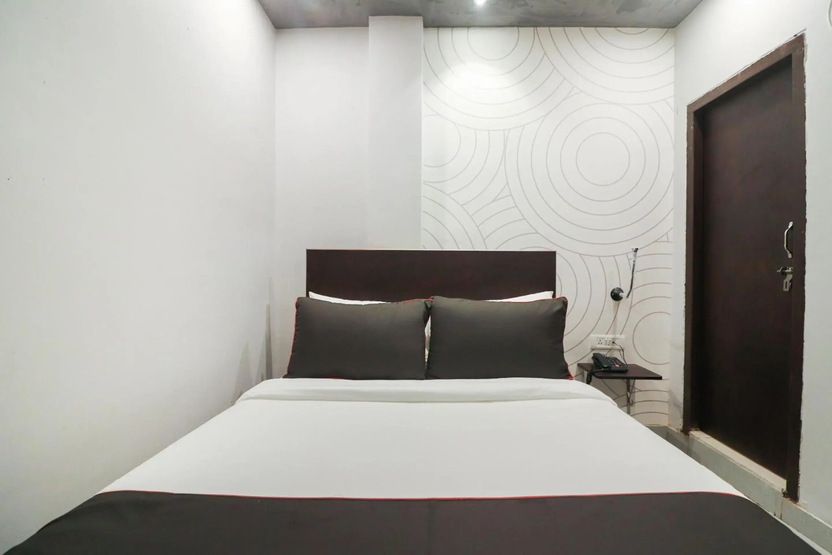 Bedroom, Bed in Super Collection O Sonica Gold Civil Lines Bedroom, Bed in Super Collection O Sonica Gold Civil Lines