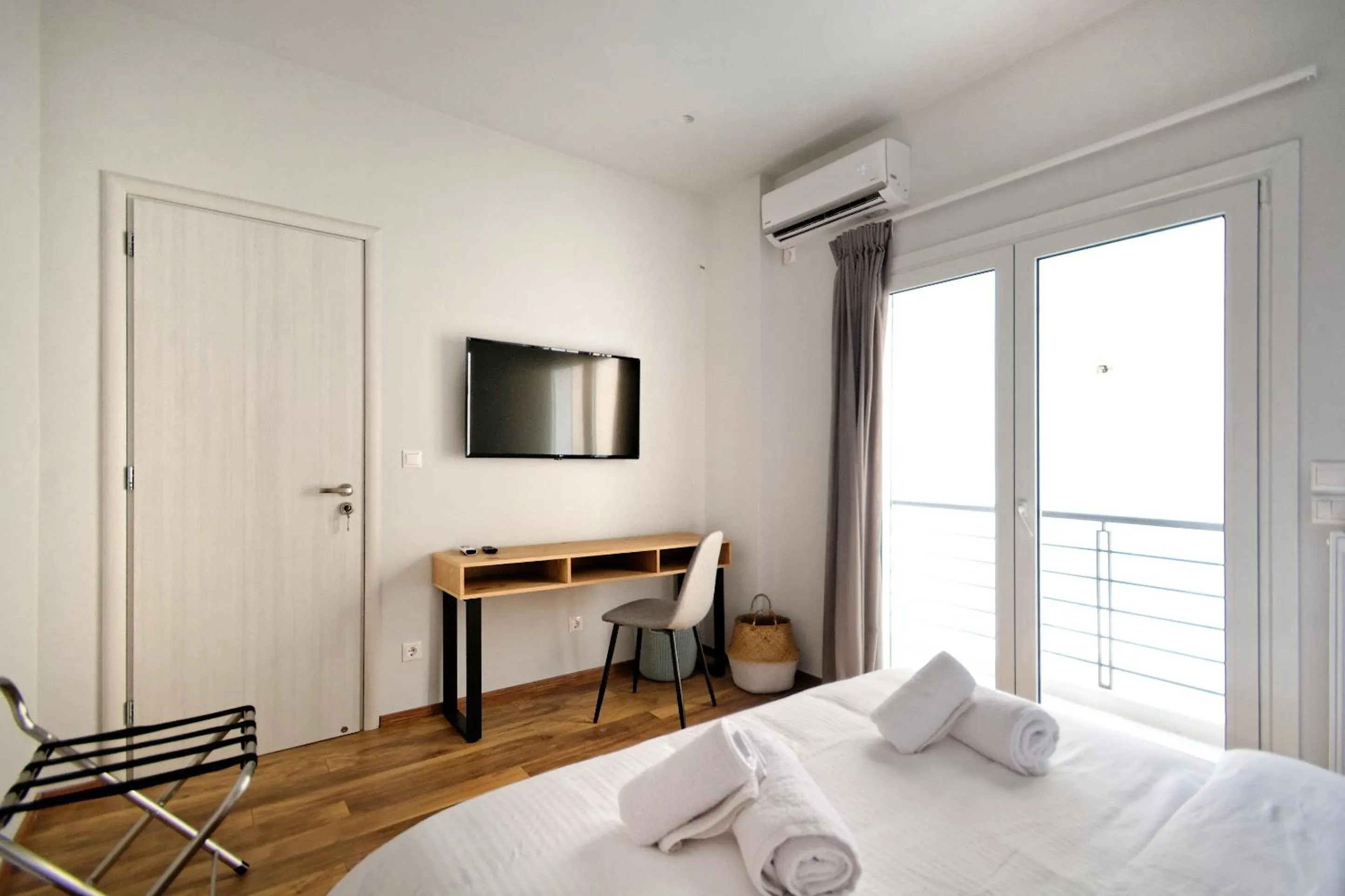 TV and multimedia, Bed in Poseidon Residence